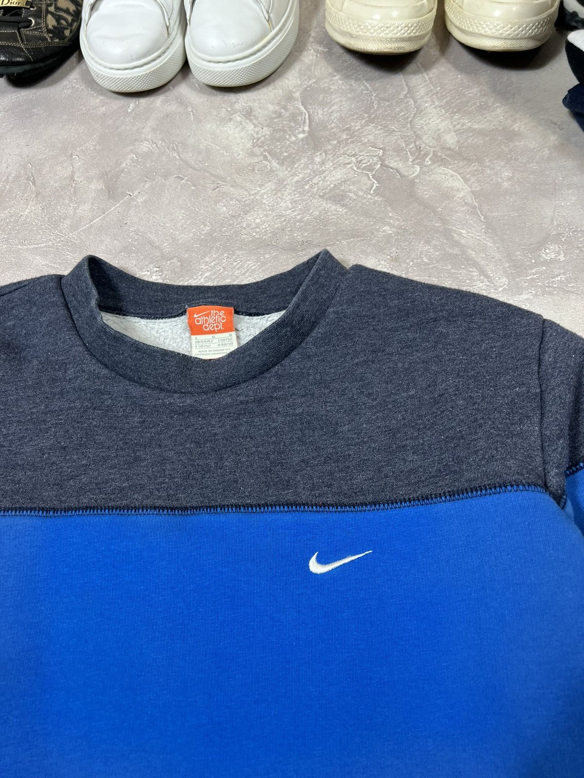 Vintage Vintage Nike Y2k Baggy Sweatshirt Size US L / EU 52-54 / 3 - 6 Thumbnail