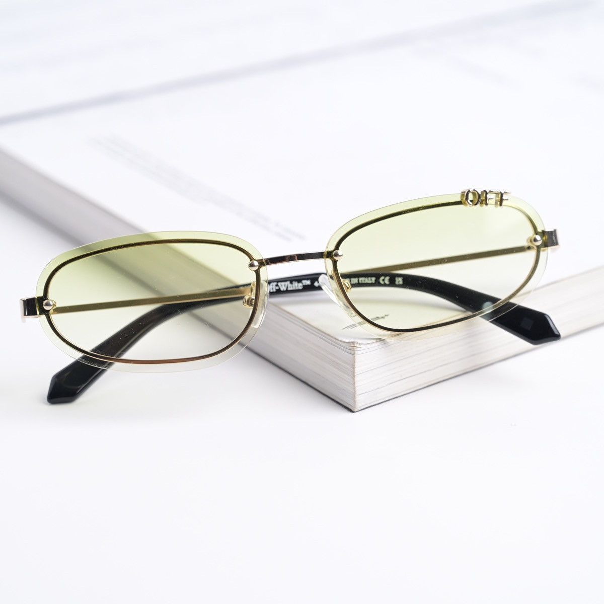 Off-White OFF WHITE MIAMI GOLD GRADIENT GREEN SUNGLASSES Size ONE SIZE - 13 Thumbnail
