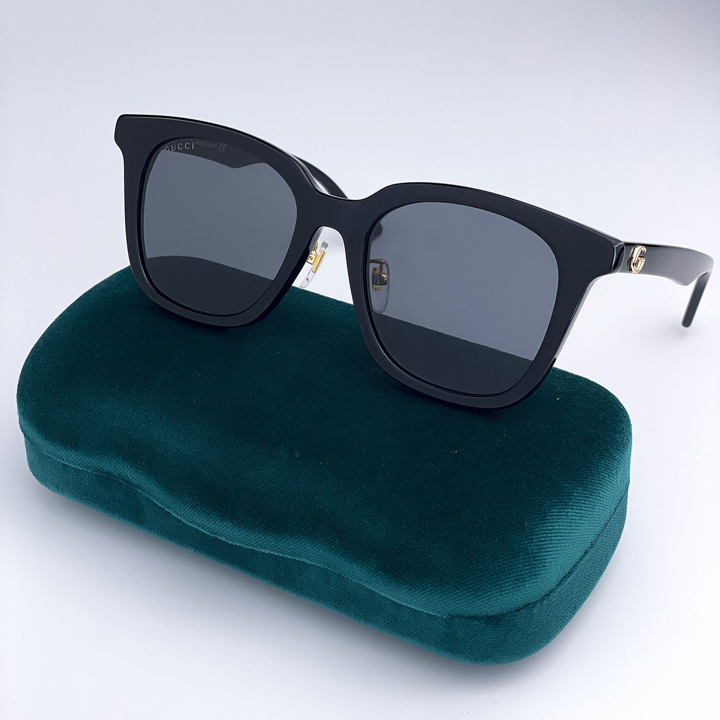 image of New Gucci Logo Gg1000Sk 001 Rectangle Women Sunglasses in Black/Grey