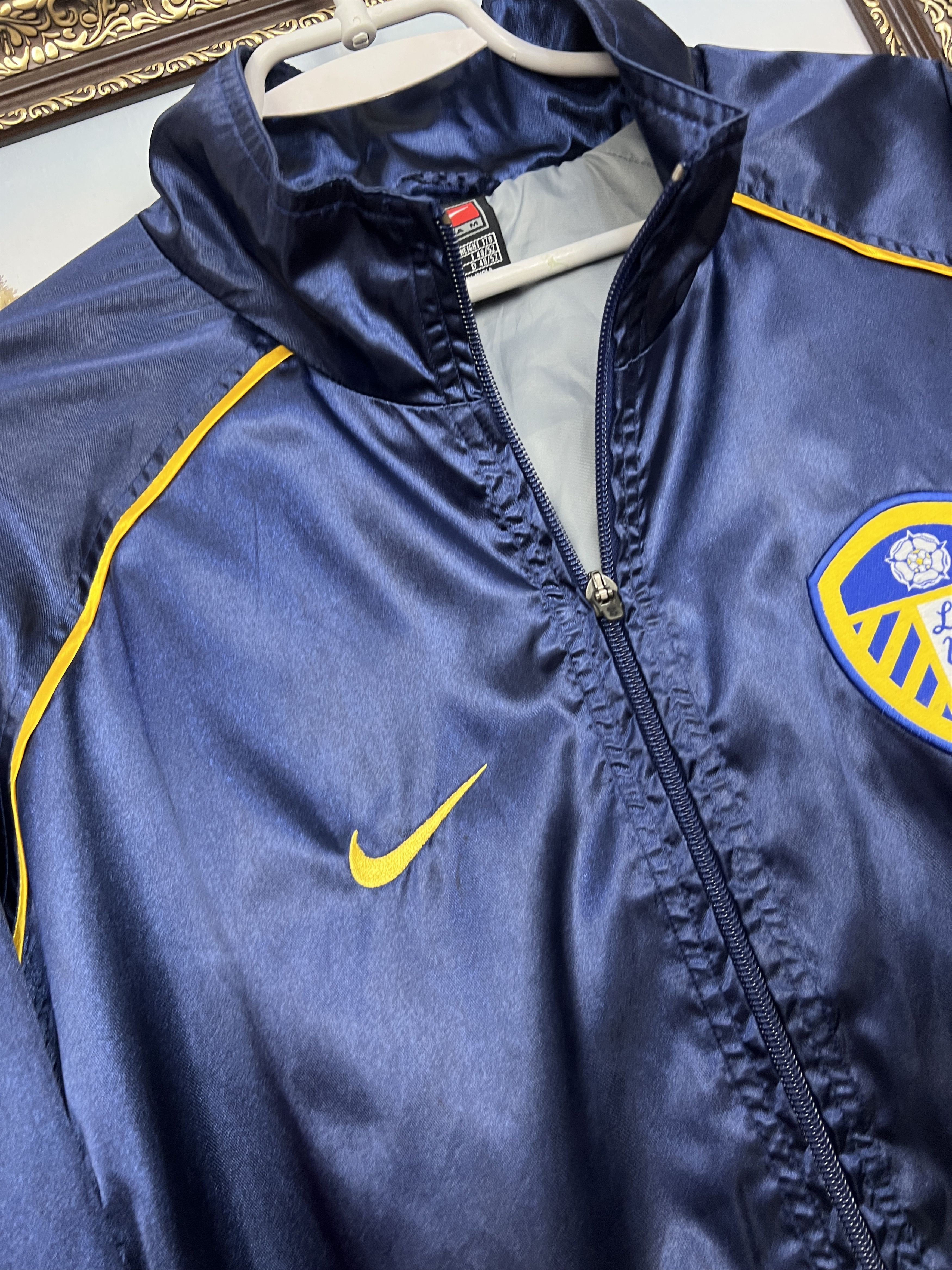 Nike Vintage 90's Nike Leeds United Football Satin Jacket Soccer Size US M / EU 48-50 / 2 - 4 Thumbnail