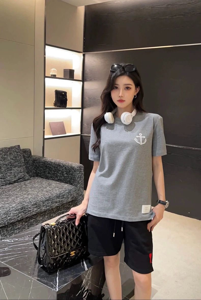Thom Browne Thom Browne Short sleeves with boat anchor embroidery Size US L / EU 52-54 / 3 - 9 Thumbnail