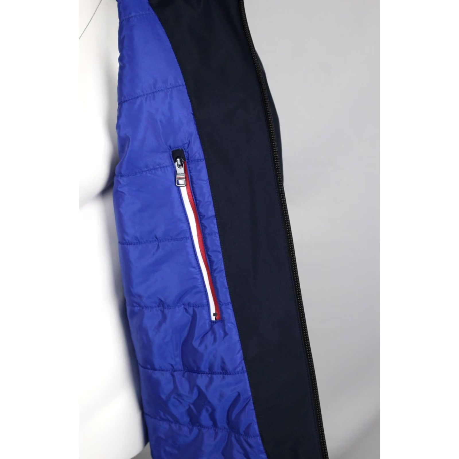 Tommy Hilfiger VINTAGE Tommy Hilfiger? Size US M / EU 48-50 / 2 - 5 Thumbnail