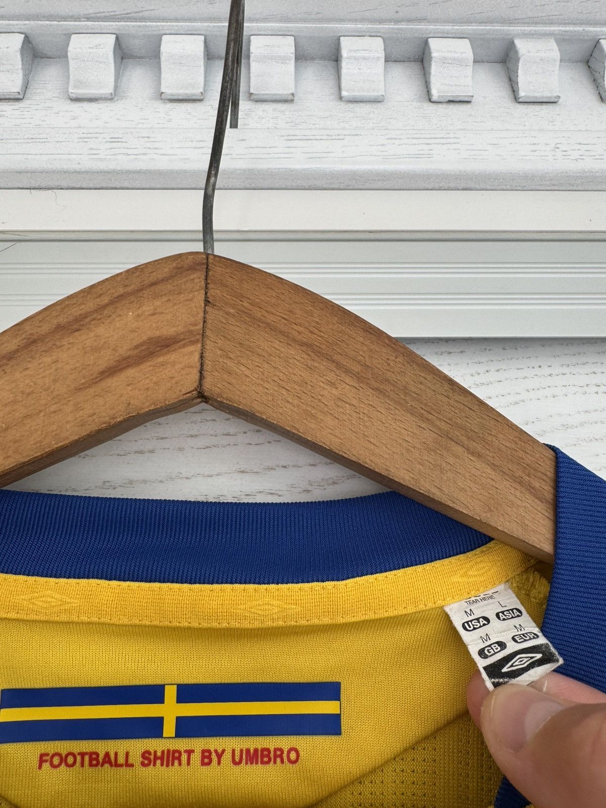 Umbro Vintage Sweden 2008-2009 Home Soccer Jersey Football Kit Size US M / EU 48-50 / 2 - 12 Thumbnail