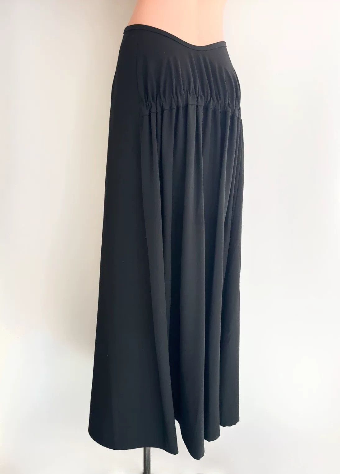 Y's Yohji Yamamoto Pleated Black Skirt Size 26" / US 2 / IT 38 - 1 Thumbnail