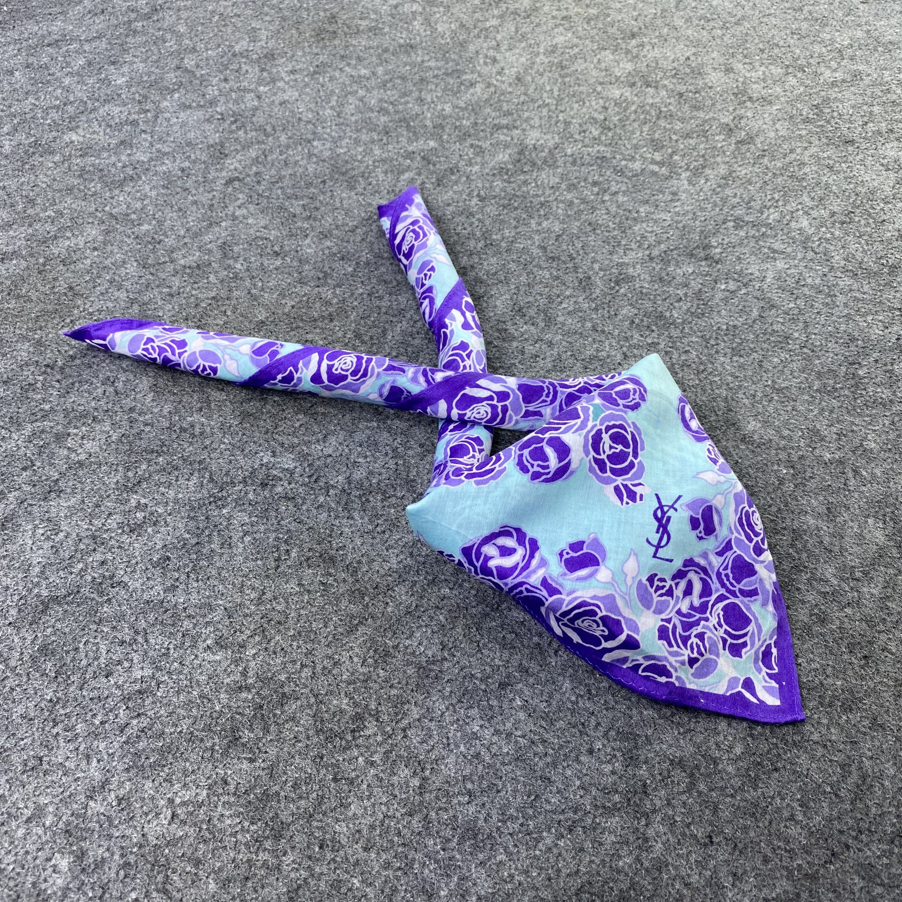 Yves Saint Laurent YSL Handkerchief / Bandana / Neckerchief-B2256 Size ONE SIZE - 1 Thumbnail