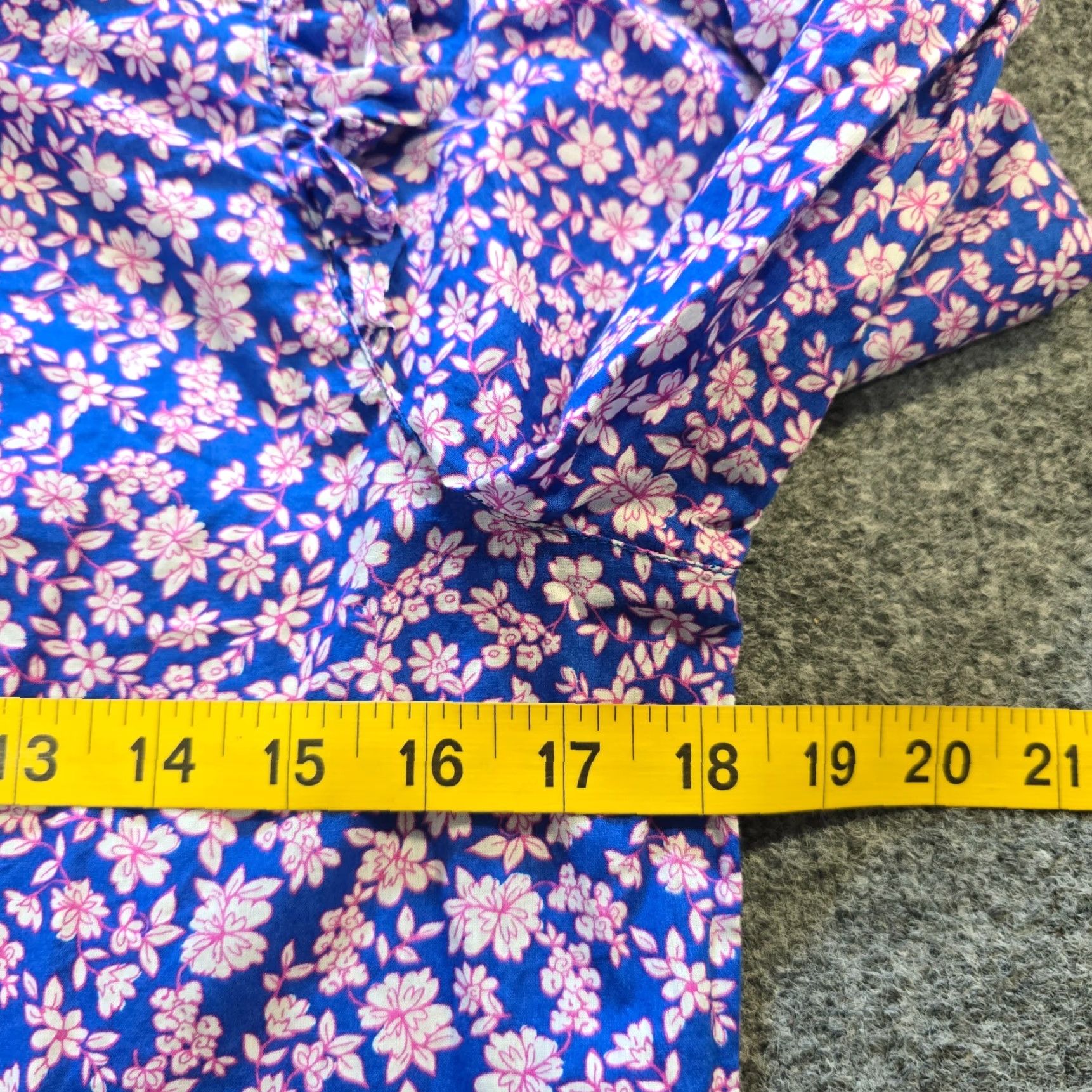 J.Crew J.CREW Blouse Shirt Womens Petite Small Floral Blue Pink Long Sleeve Preppy Career Casual Size S / US 4 / IT 40 - 5 Thumbnail