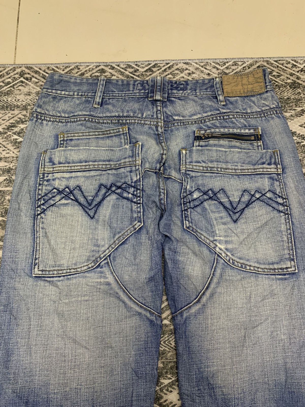 If Six Was Nine 🔥RARE🔥JPG INSPIRED FISHBONE KURT COBAIN STYLE DISTRESSED Size US 34 / EU 50 - 13 Thumbnail