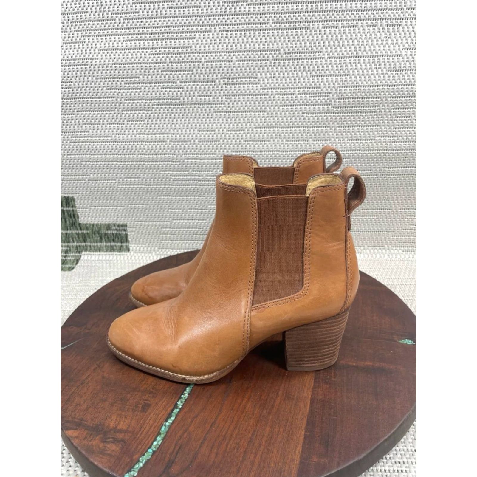 Madewell VINTAGE Madewell Chelsea Boot Women 6.5 The Regan English Saddle Leather Block Heel Chelsea Women Boots Brown Leather Size US 7 / IT 37 - 5 Thumbnail