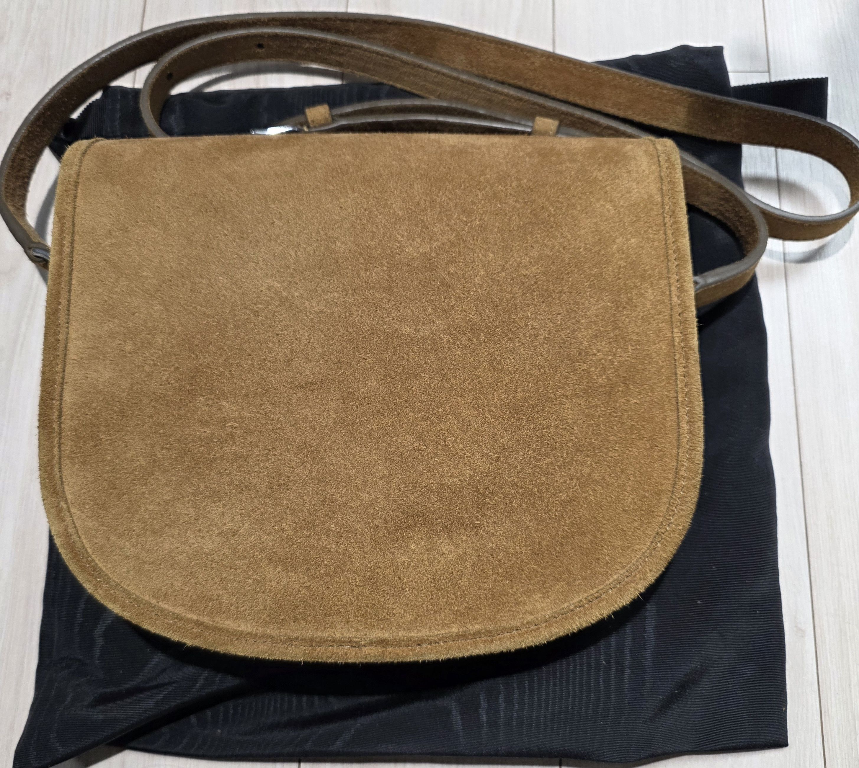Celine Celine Medium Besace Triomphe in Suede Calfskin Havana Size ONE SIZE - 8 Thumbnail