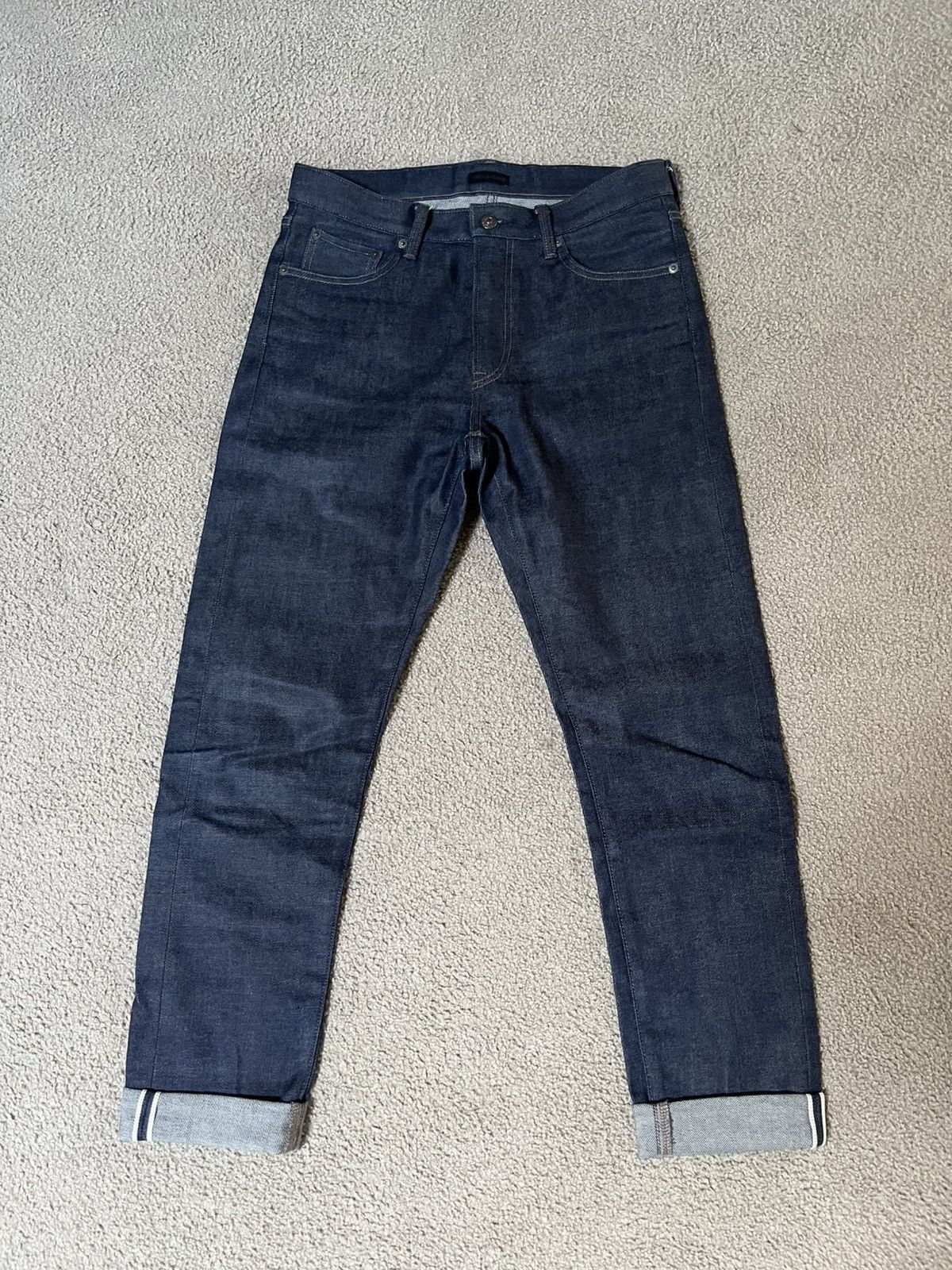 Uniqlo Uniqlo Slim Straight Selvedge Jeans 31x32 Size US 31 - 1 Thumbnail