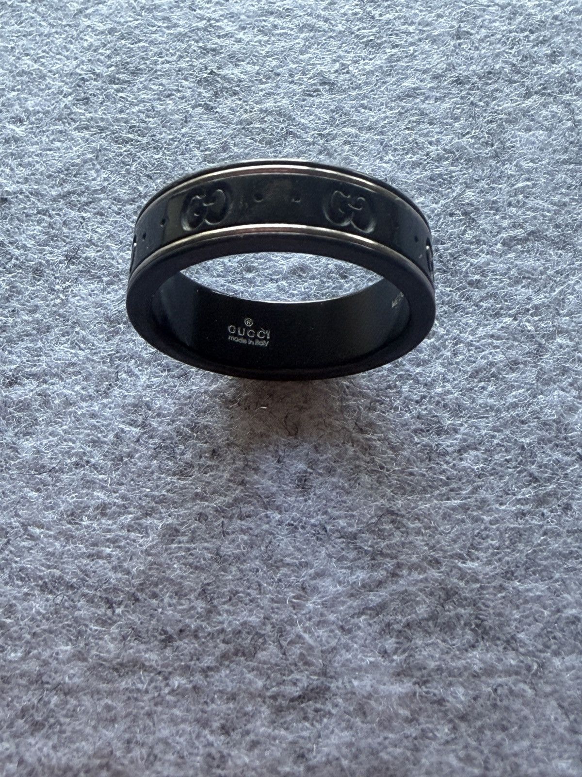 Gucci Gucci Icon thin band in white gold sz 10 Size ONE SIZE - 10 Thumbnail