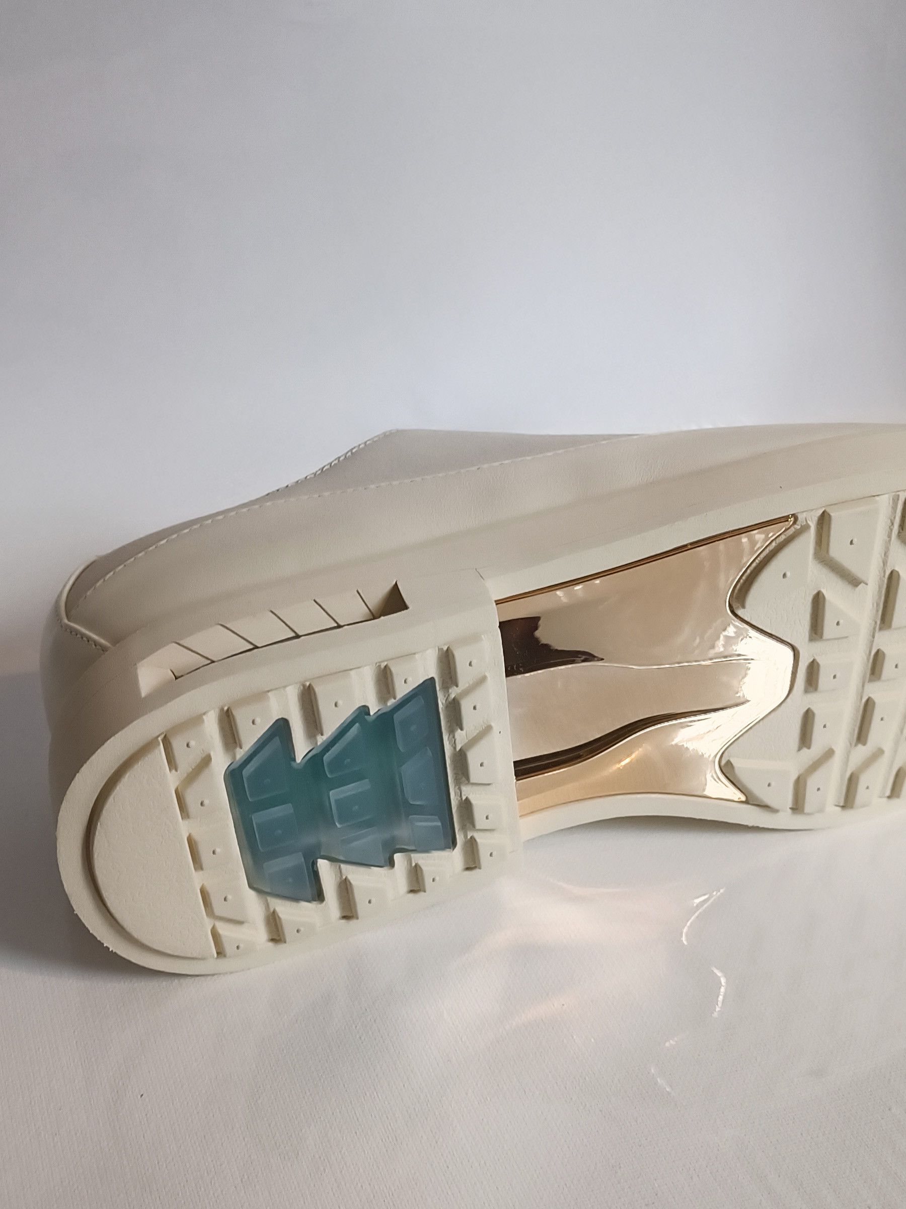 Nike Air Max RK61 x Air Afrique 'Coconut Milk' (2025) HQ6416-100 Size US 11 / EU 44 - 14 Thumbnail