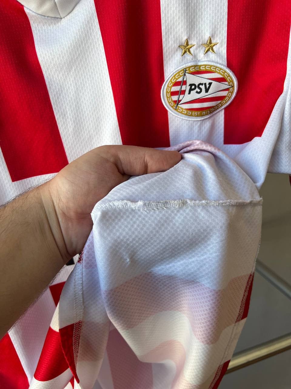 Puma 2022/23 PSV EINDHOVEN HOME SOCCER JERSEY FOOTBALL SHIRT SZ L Size US L / EU 52-54 / 3 - 10 Thumbnail