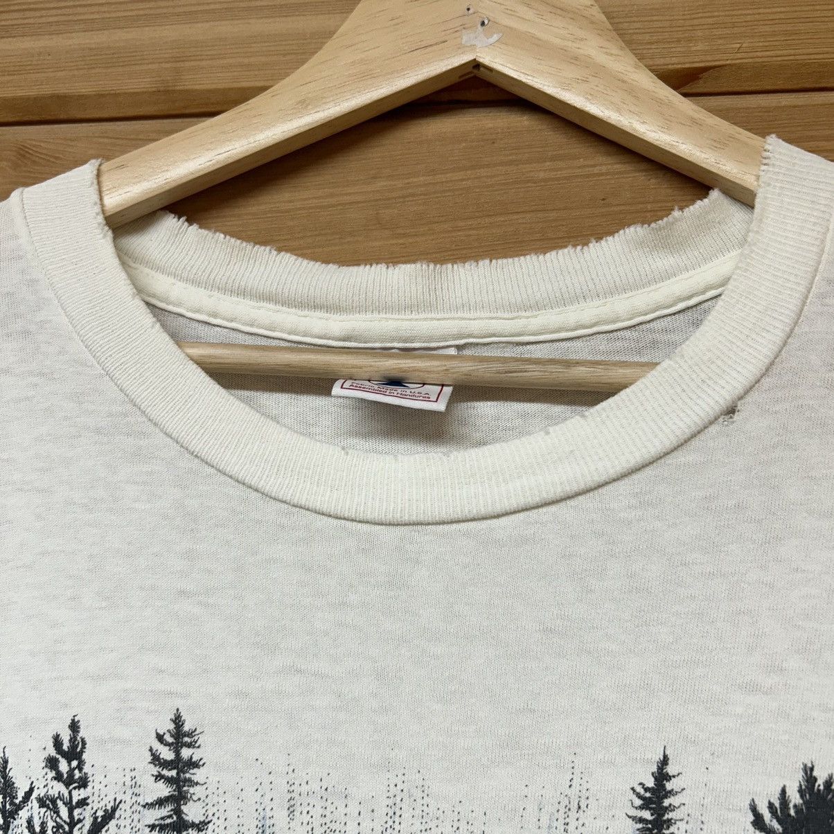 Vintage Vintage 90s Call Of The Wild Wolf Nature Distressed T Shirt Size US L / EU 52-54 / 3 - 3 Thumbnail