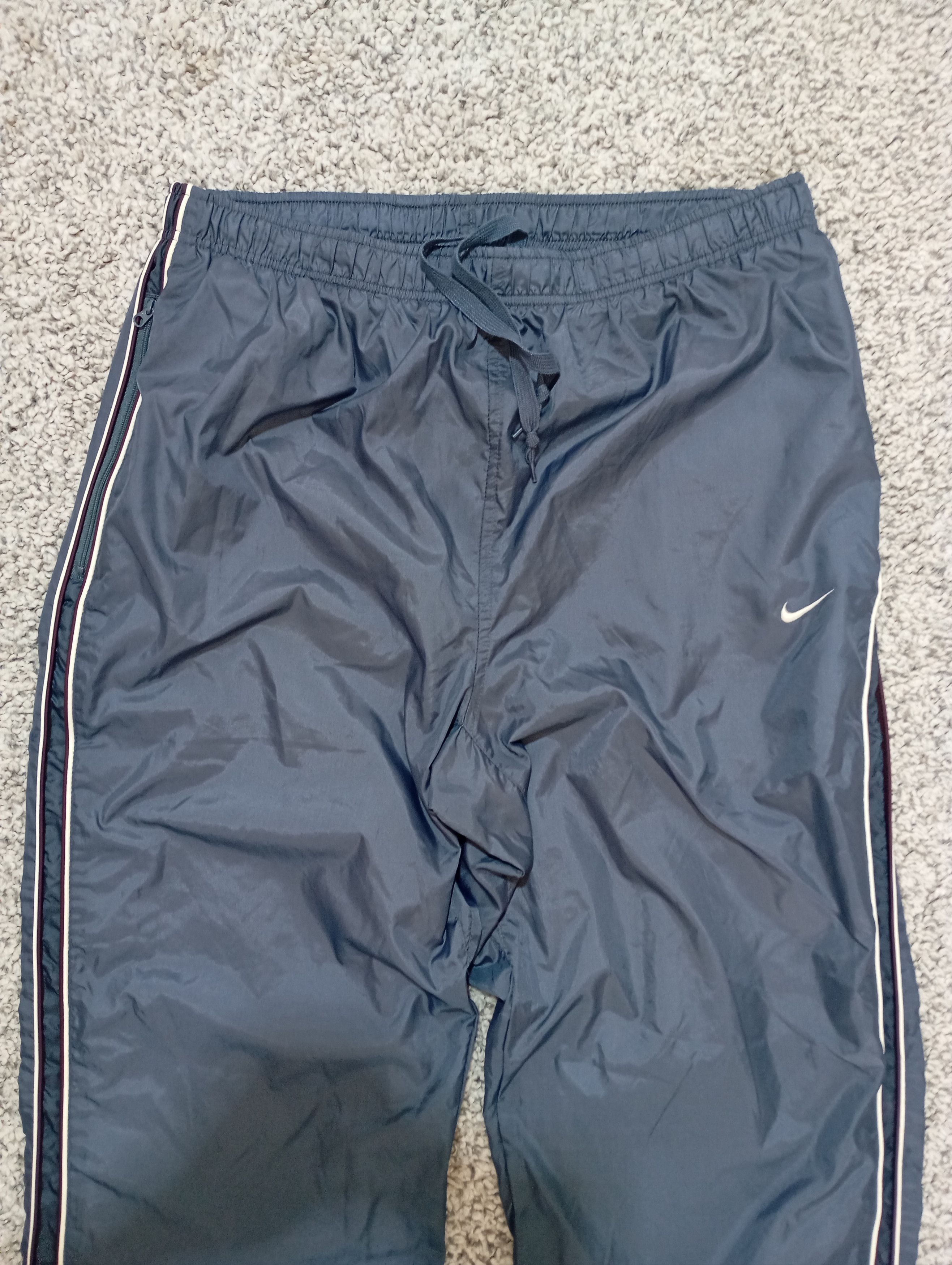 Nike Nike Nylon Track Pants Baggy Swoosh Drill Y2K Size US 34 / EU 50 - 2 Thumbnail