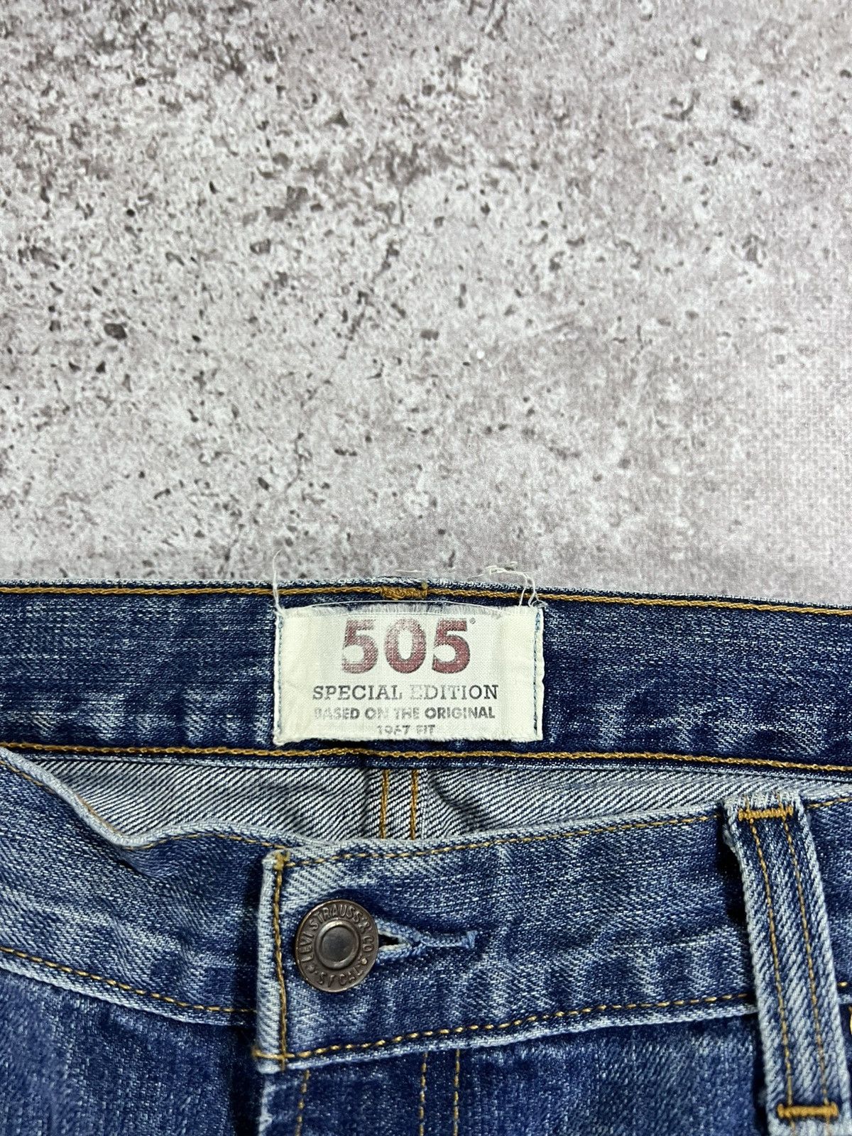 Levi's Vintage Levis Bootcut 505 Jeans Light Blue Faded Distressed Size US 36 / EU 52 - 4 Thumbnail
