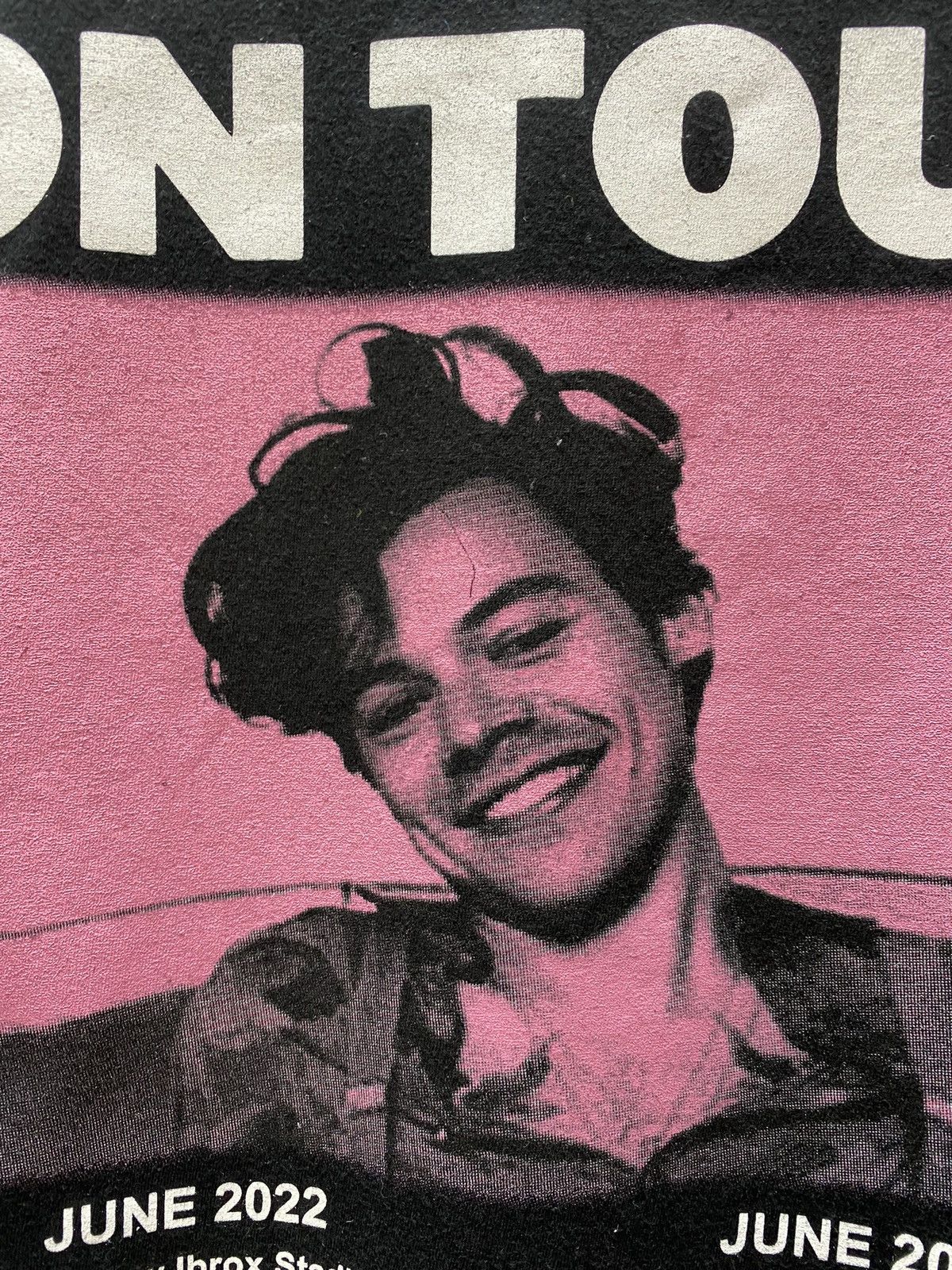 Band Tees Harry Styles Love on Tour 2022 T Shirt Size US XL / EU 56 / 4 - 17 Thumbnail