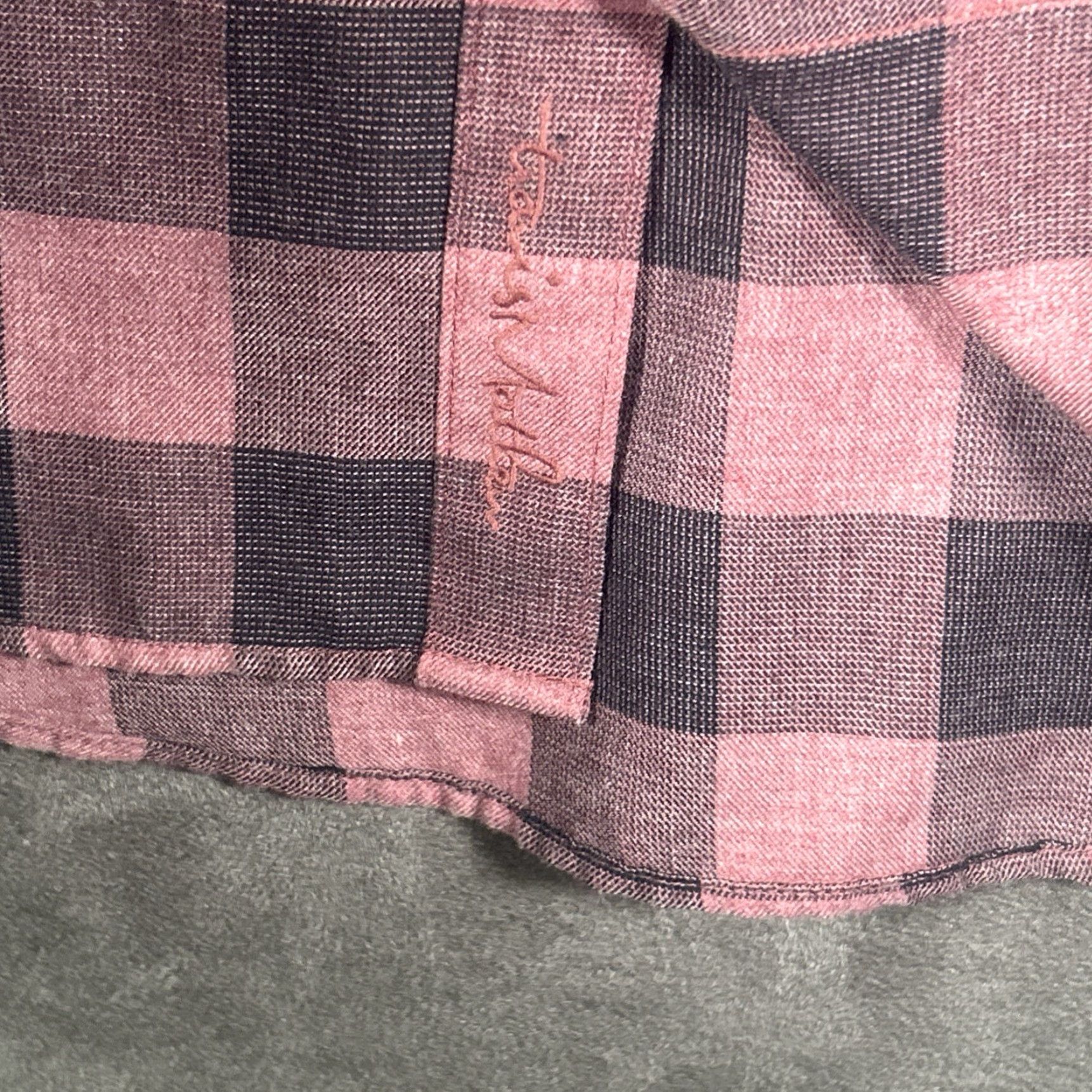TravisMathew VINTAGE Travis Mathew Plaid Shirt Half Moon Bay Heather Roan Rouge Mens L Size US L / EU 52-54 / 3 - 6 Thumbnail