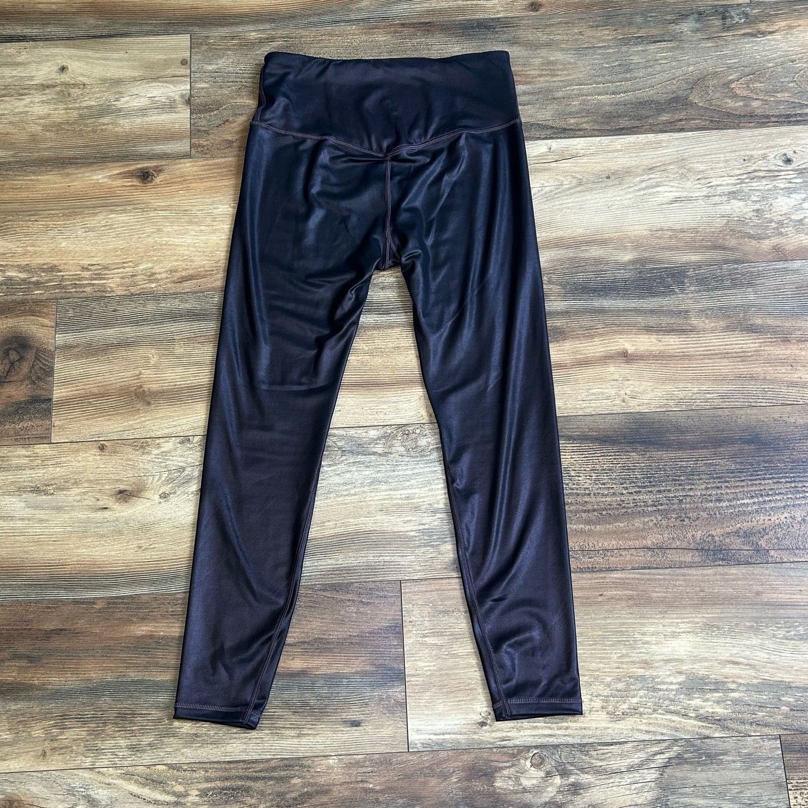 Athleta Athleta Iridescent Faux Leather Leggings High Rise Small Size 27" / US 4 / IT 40 - 2 Thumbnail