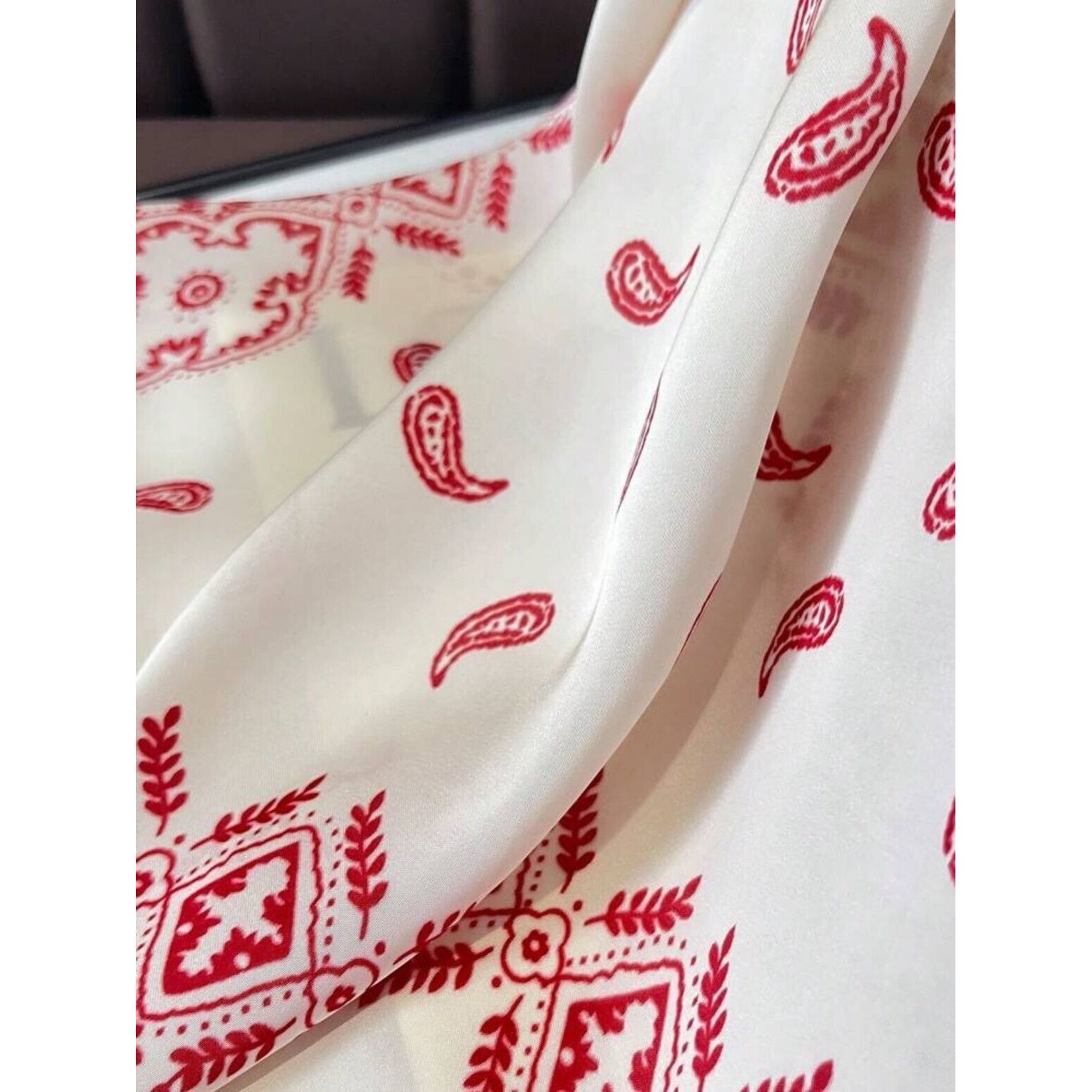 Other ✨Elegant Silky Square Scarf Retro Print White Burgundy Paisl Size ONE SIZE - 4 Thumbnail