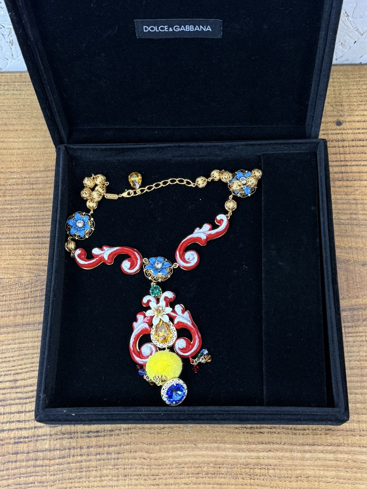 Dolce & Gabbana Dolce & Gabbana Taormina Embellished Pendant Necklace Size ONE SIZE - 15 Thumbnail