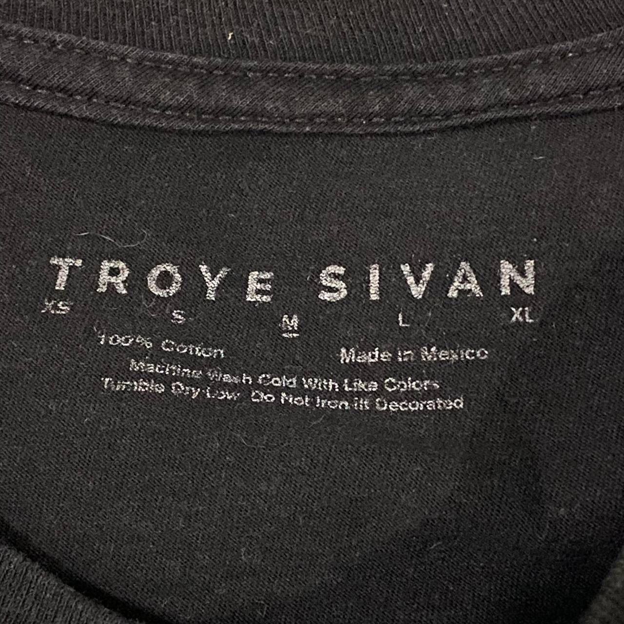 Band Tees Solo singer troye sivan band blue neighbourhood Size US M / EU 48-50 / 2 - 4 Thumbnail