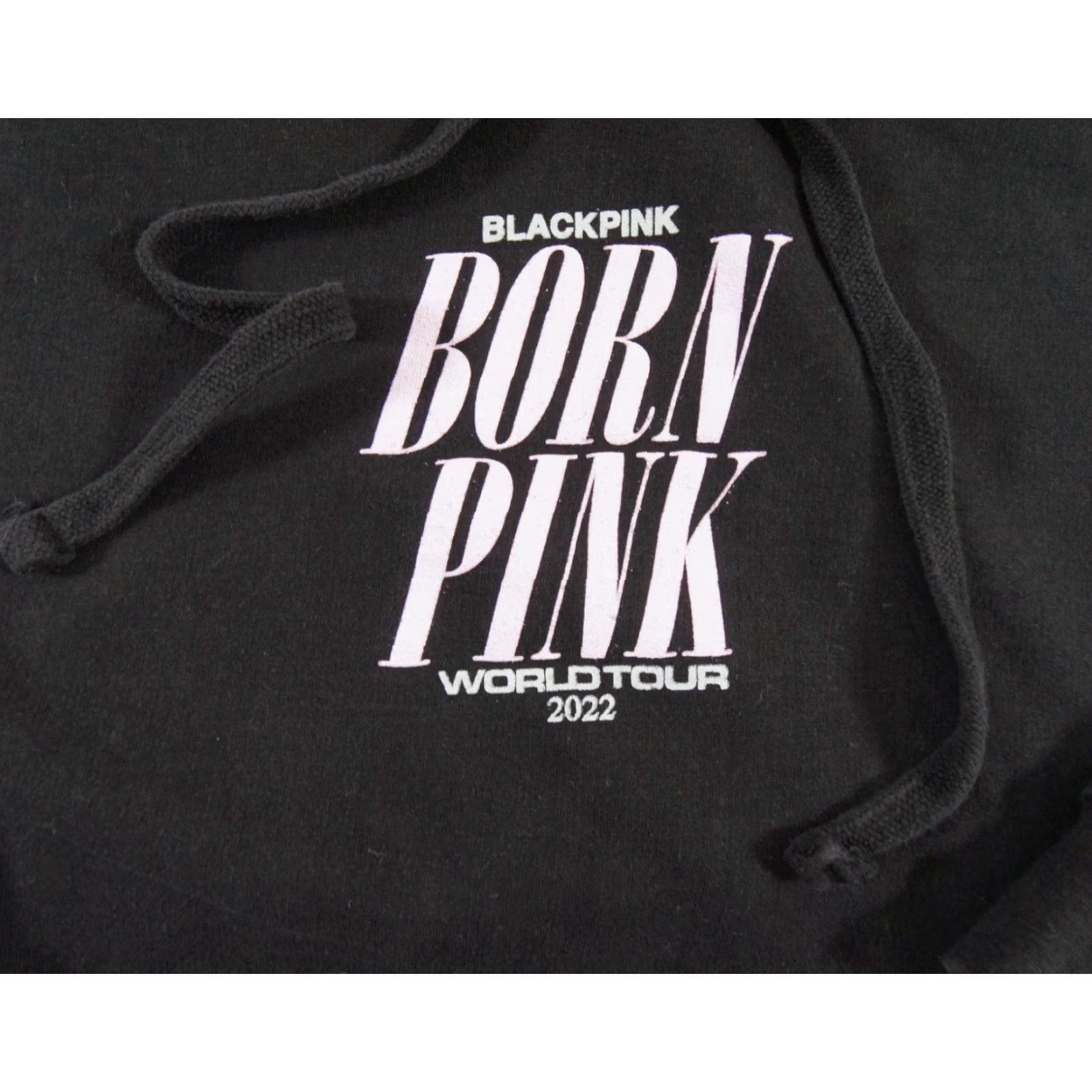 Born VINTAGE Black Pink Hoodie Adult Small Kpop Born Pink Concert Sweater Unisex Pullover All Seasons Size US S / EU 44-46 / 1 - 2 Thumbnail