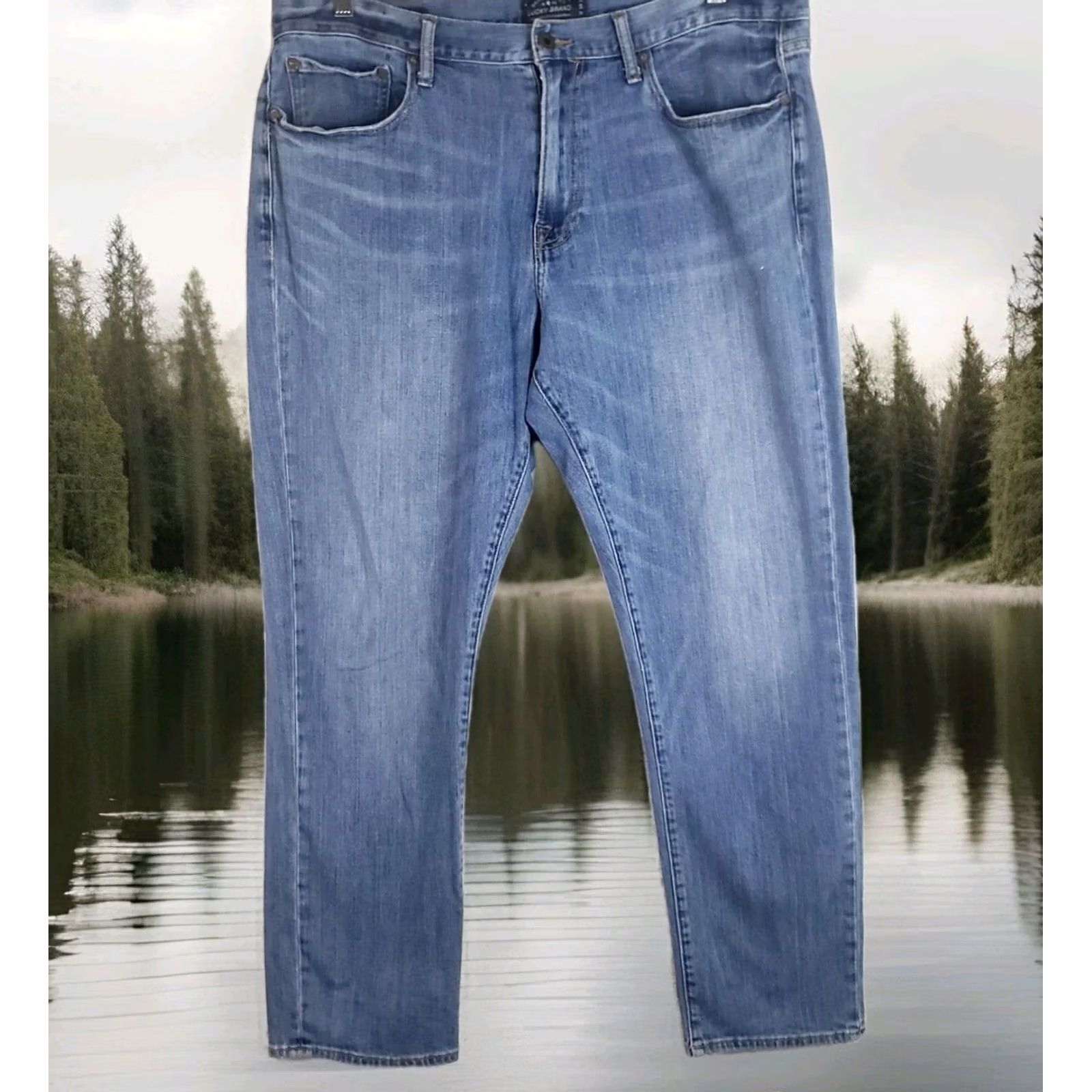 Lucky Brand Lucky Brand 410 Athletic Slim Denim Jeans Blue Men’s 38X30 Slim Straight 5-Pocket Logo USA Vintage No Size US 38 / EU 54 - 2 Thumbnail