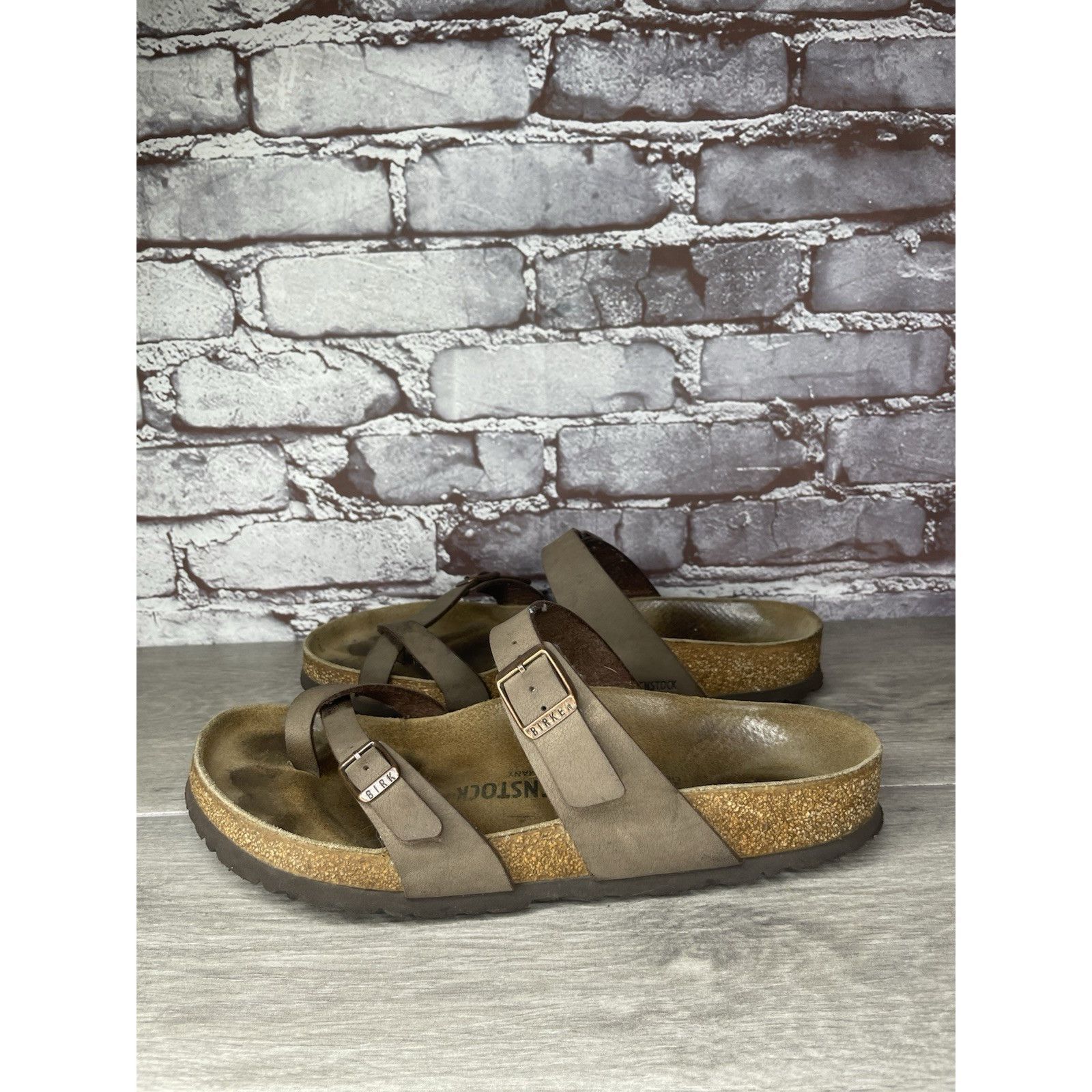 Birkenstock Birkenstock Mayari Mocha Brown Leather Strap Sandals Women’s Size US 10 / IT 40 - 2 Thumbnail