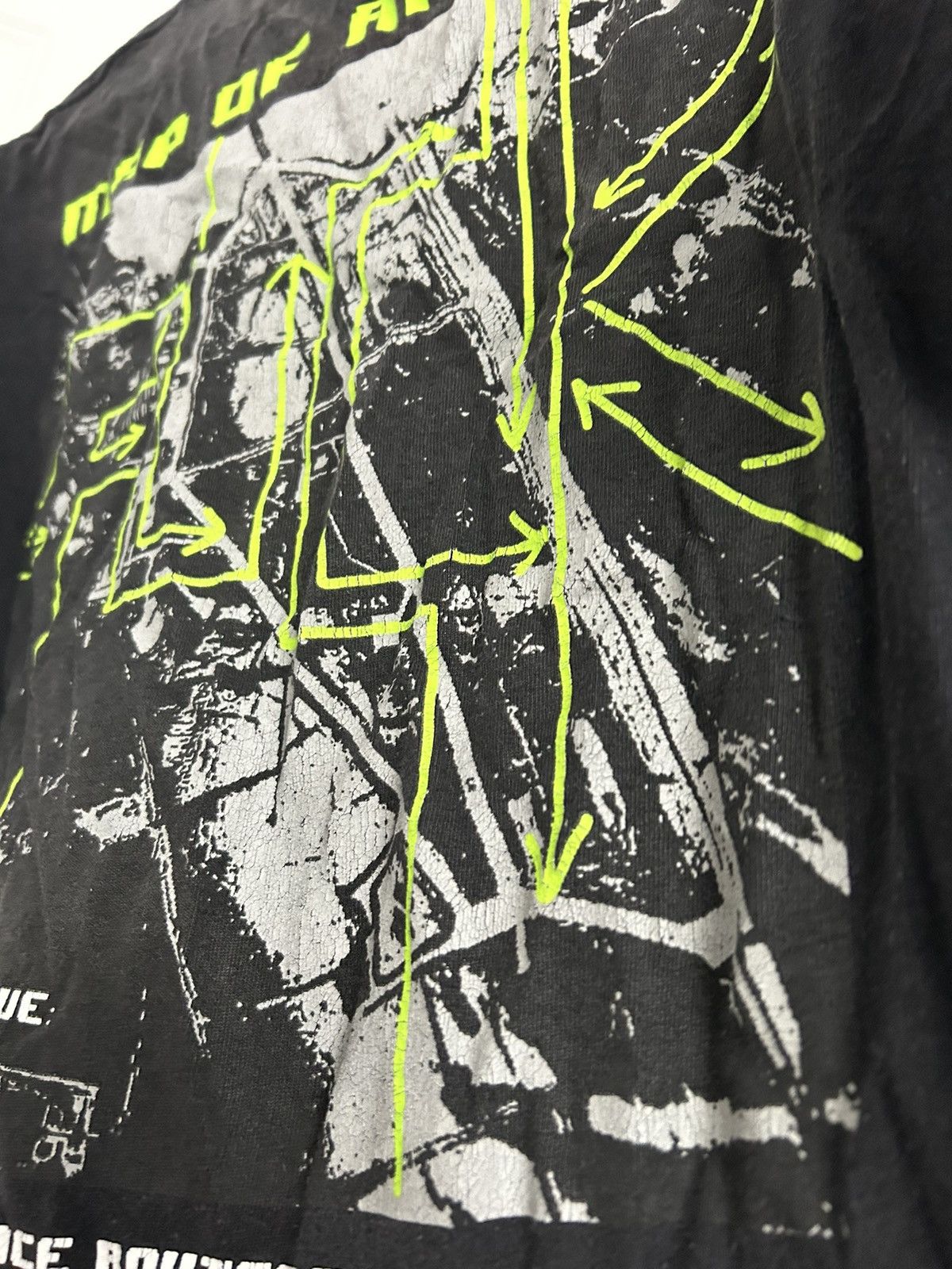 Broken Promises Co. × Vintage Broken promises Size US L / EU 52-54 / 3 - 5 Thumbnail