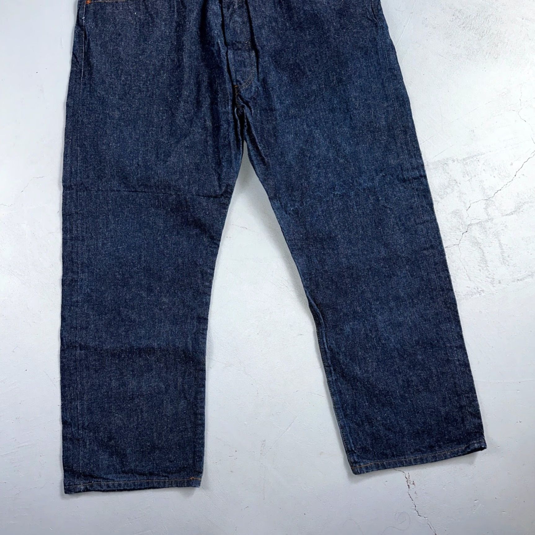 Levi's VINTAGE Levi's 501 Jeans Men's Straight Leg Dark Wash Cotton Denim 80s 90s Retro Classic 46x30 Size US 30 / EU 46 - 3 Thumbnail