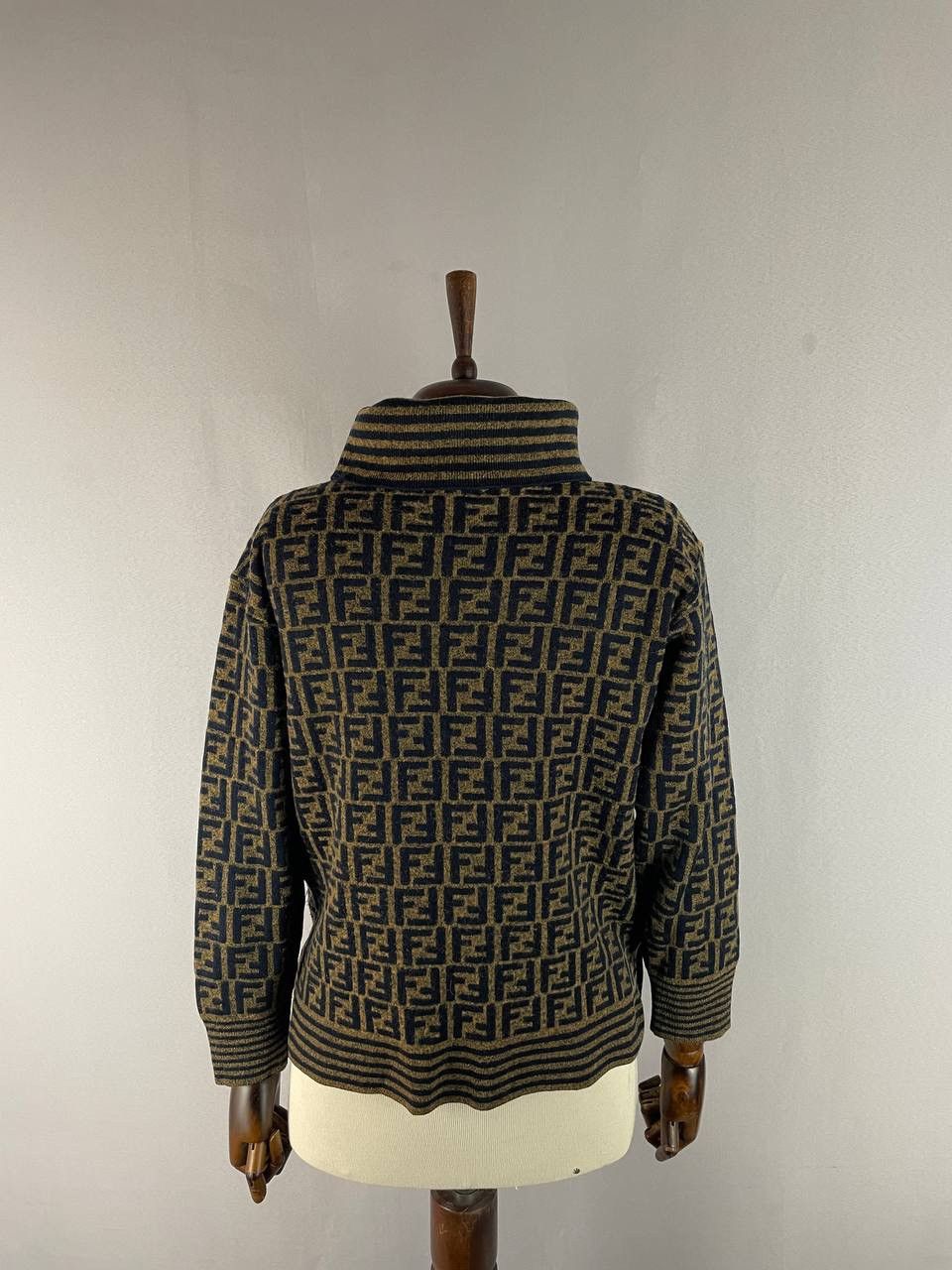 Fendi Fendi Vintage Sweater Monogram Size M / US 6-8 / IT 42-44 - 8 Thumbnail