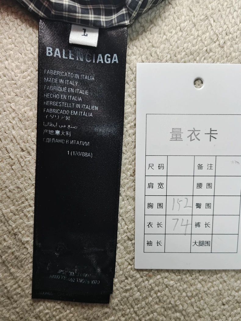 Balenciaga Balenciaga 23 Fw black and white checkerboard zipper button Size US S / EU 44-46 / 1 - 5 Thumbnail
