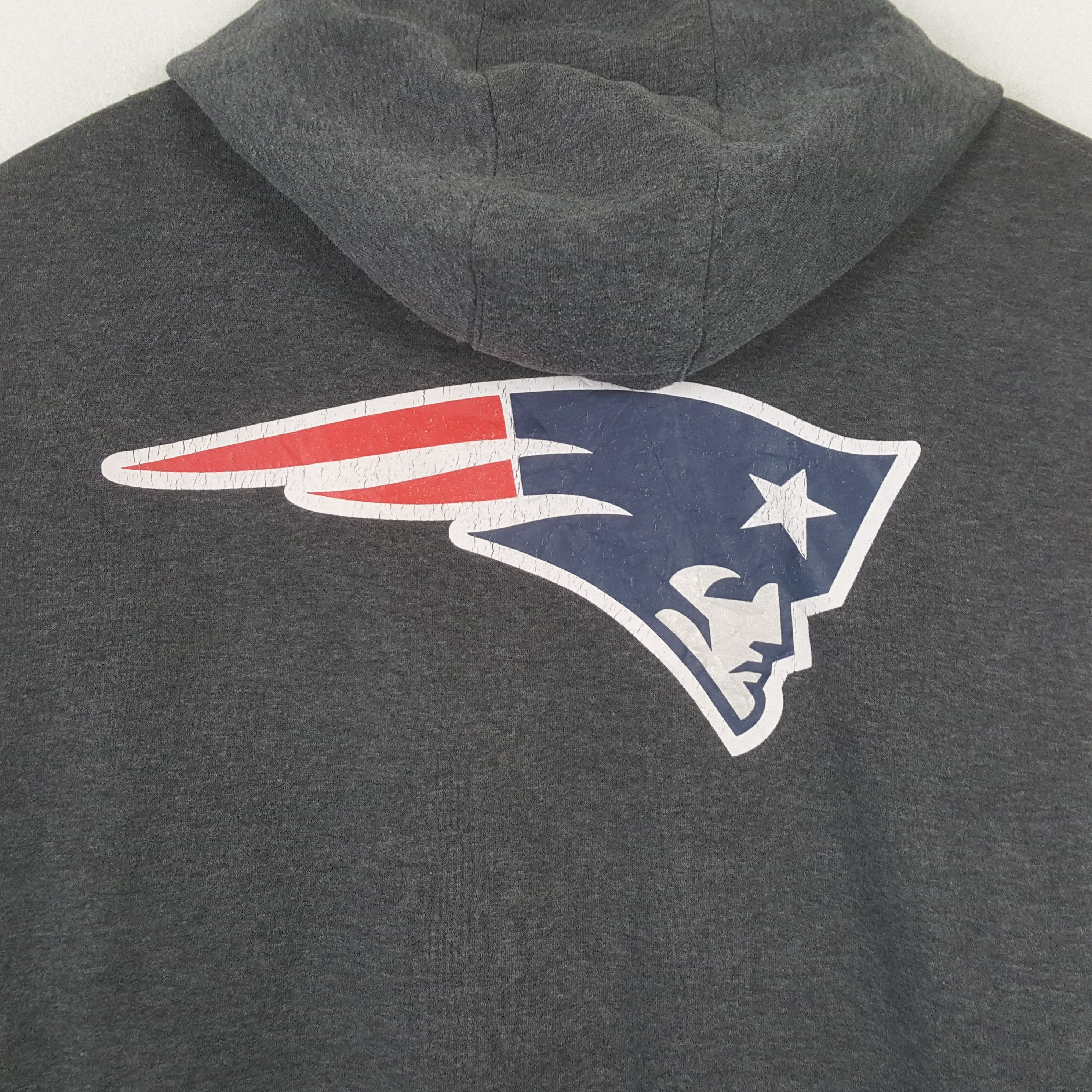 NFL × Vintage Vintage NEW ENGLAND PATAIOTS NFL Team Hoodies C288N2 Size US XL / EU 56 / 4 - 7 Thumbnail