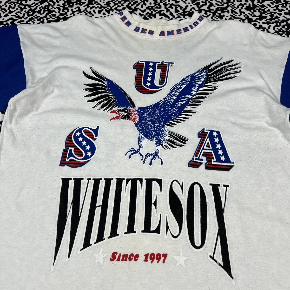 Vintage Vintage 90s White Sox MLB Retro Style Big Logo Boxy T-shirt Size US XL / EU 56 / 4 - 8 Thumbnail