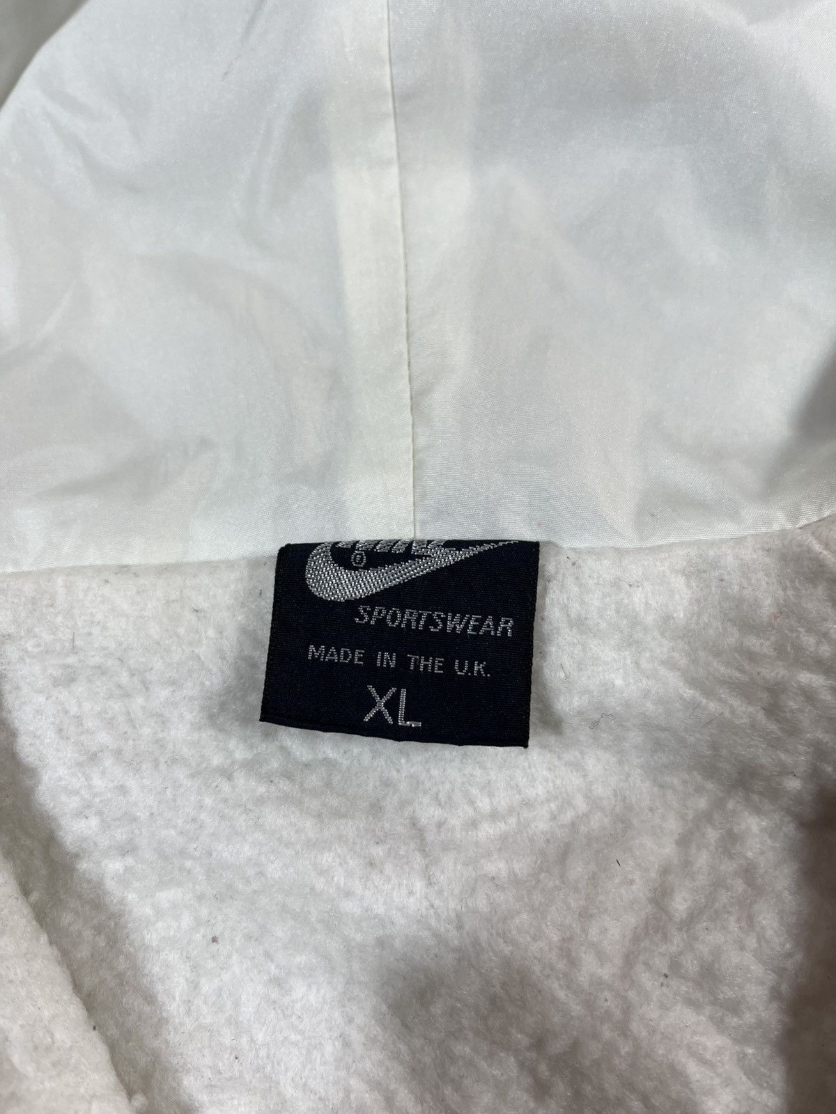 Nike Nike Vintage 80s Made On UK Very Rare Zip Jacket Size US XL / EU 56 / 4 - 7 Thumbnail