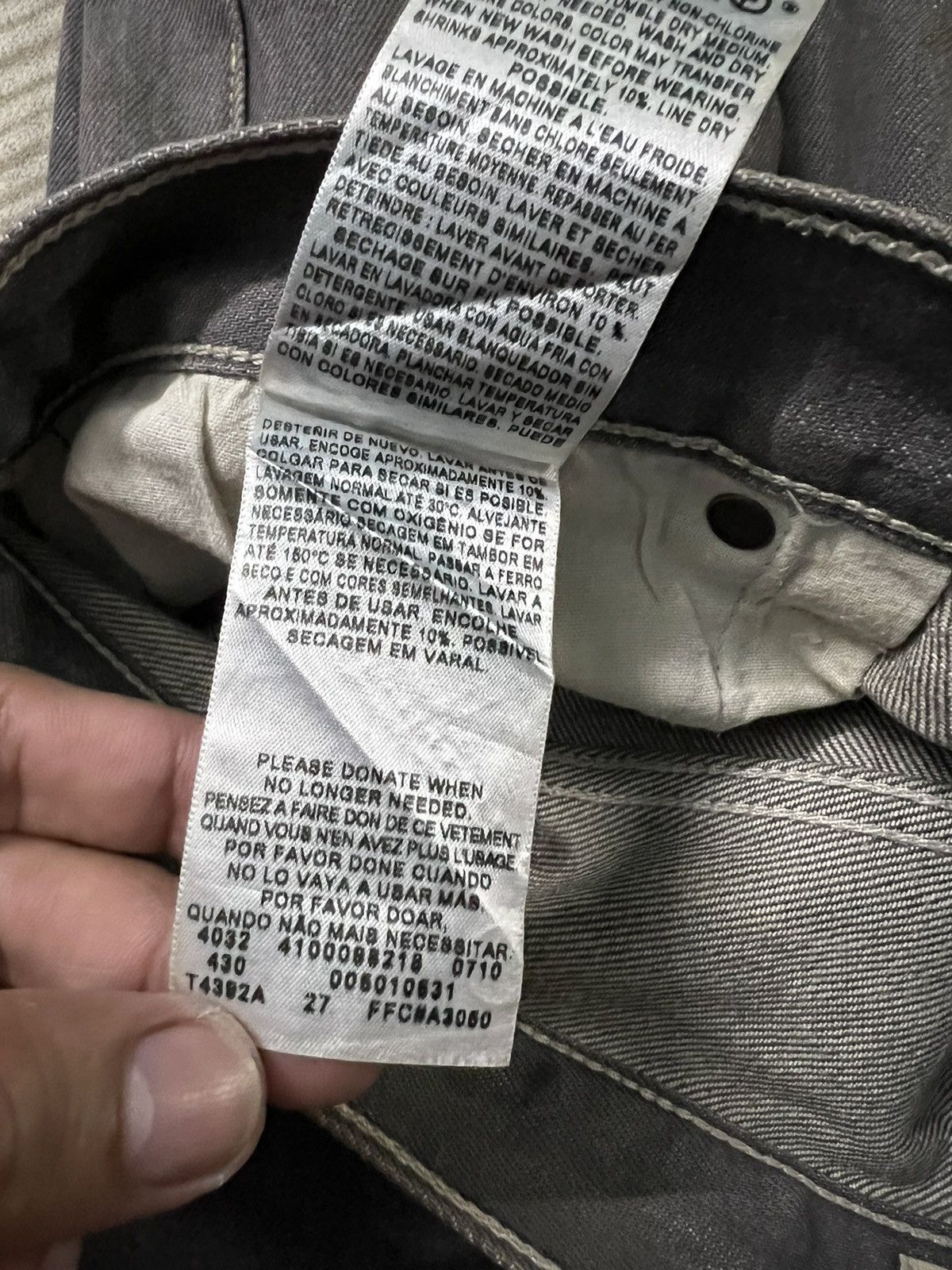 Levi's × Levi's Vintage Clothing VINTAGE LEVIS 501 DISTRESSED JEANS Size US 34 / EU 50 - 14 Thumbnail