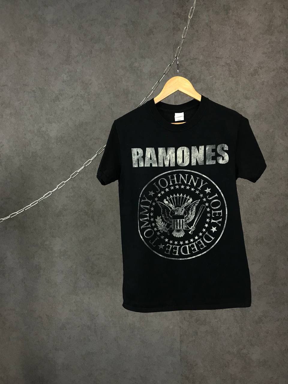 Band Tees × Vintage Ramones vintage rock band overprinted tee Size US S / EU 44-46 / 1 - 1 Thumbnail