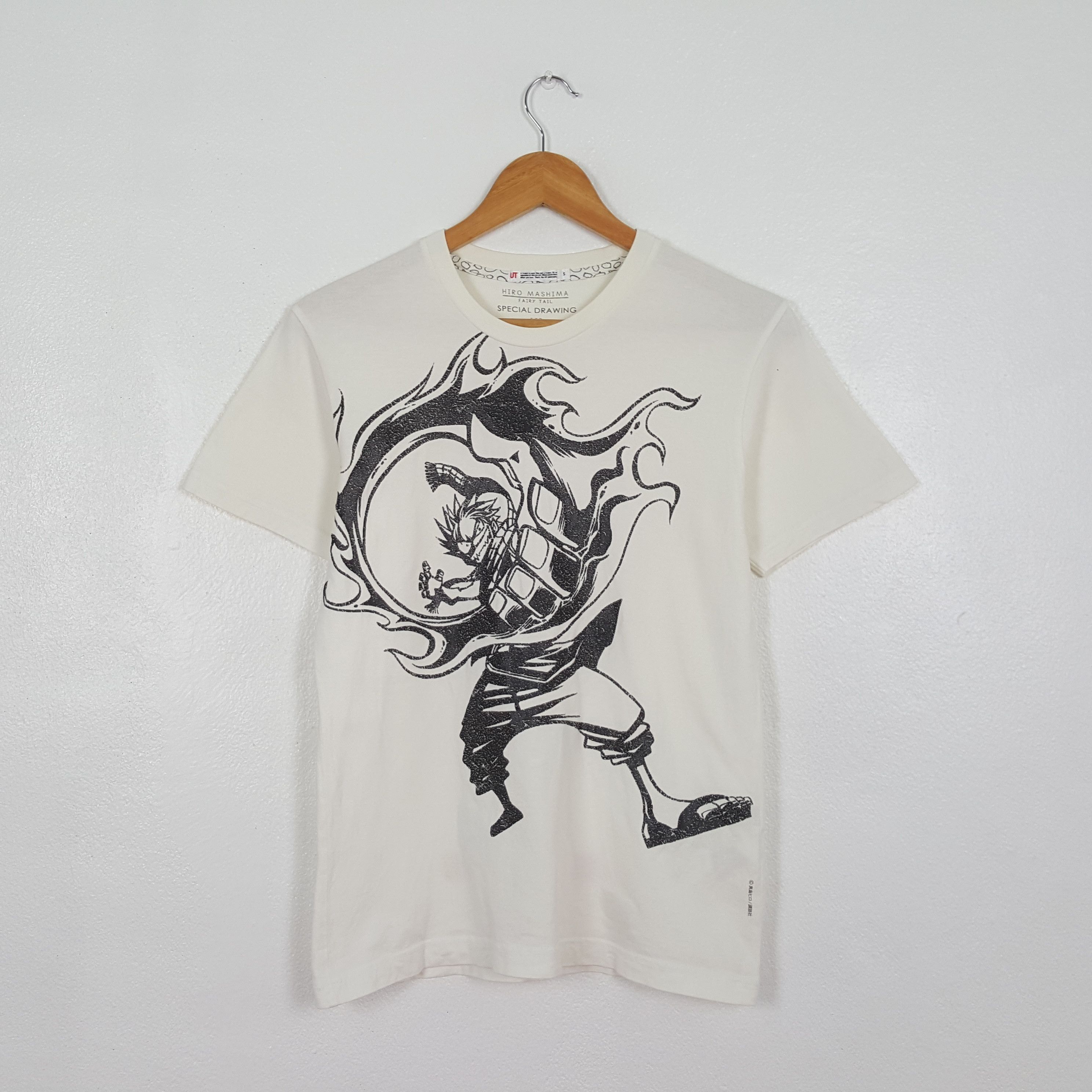 Anime Vintage Hiro Mashima Japanese Anime T-Shirt C319N19 Size US XS / EU 42 / 0 - 1 Thumbnail