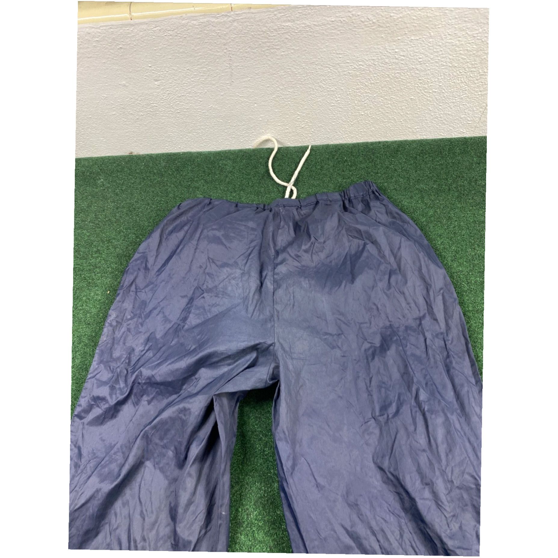 Nike Vintage Nike made in italy Mens large Blue Windbreaker Track Pants 90s RARE Size US 33 - 8 Thumbnail
