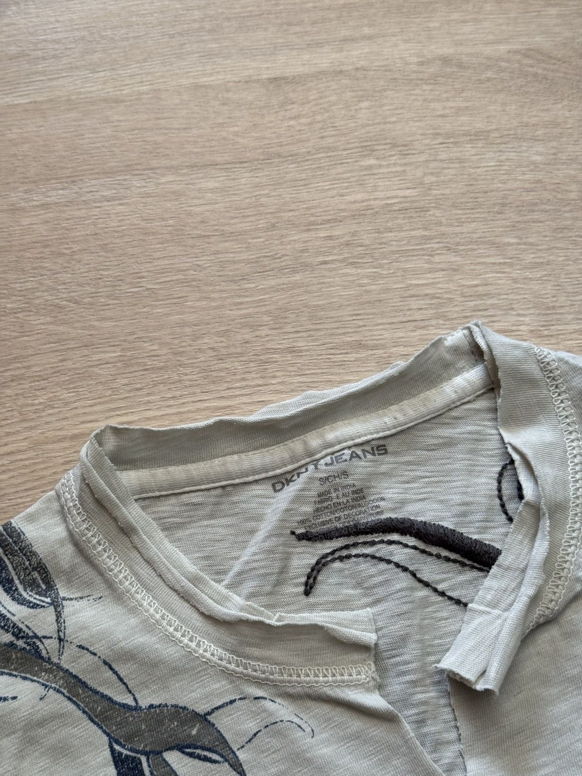 DKNY Vintage 00’s DKNY Jeans y2k Japanese T-Shirt Size US S / EU 44-46 / 1 - 4 Thumbnail