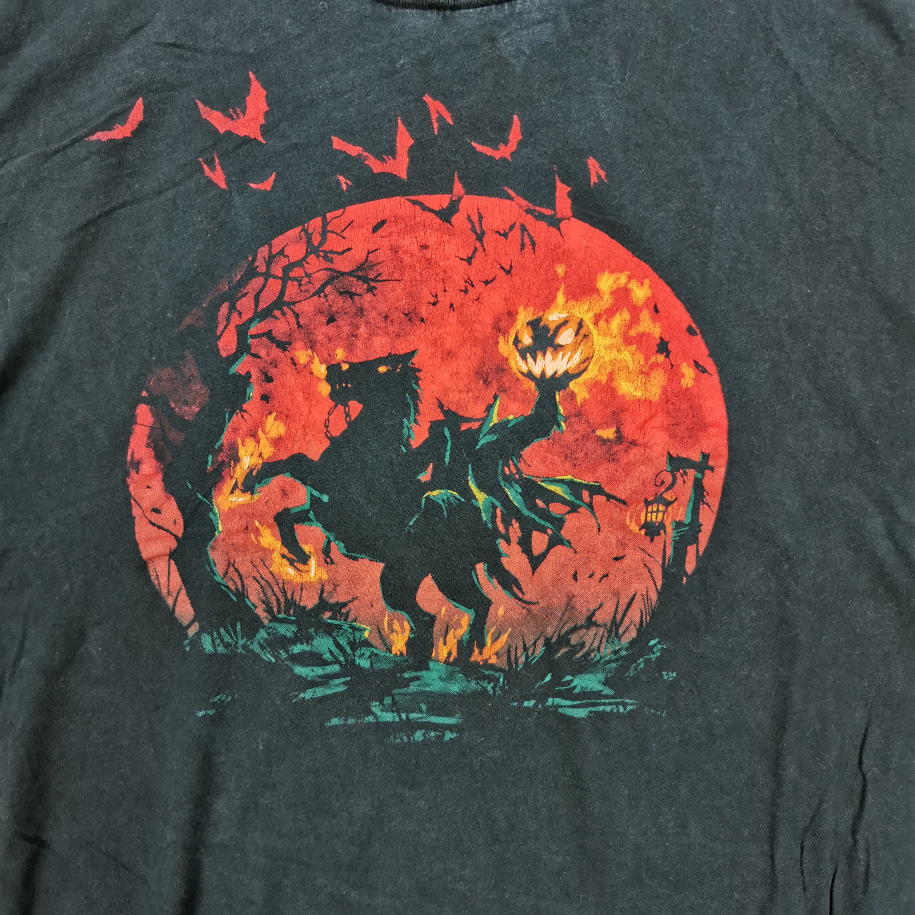 Vintage Vintage Y2K Halloween Tshirt Mythical Creature Skulls Horror Size US XL / EU 56 / 4 - 3 Thumbnail