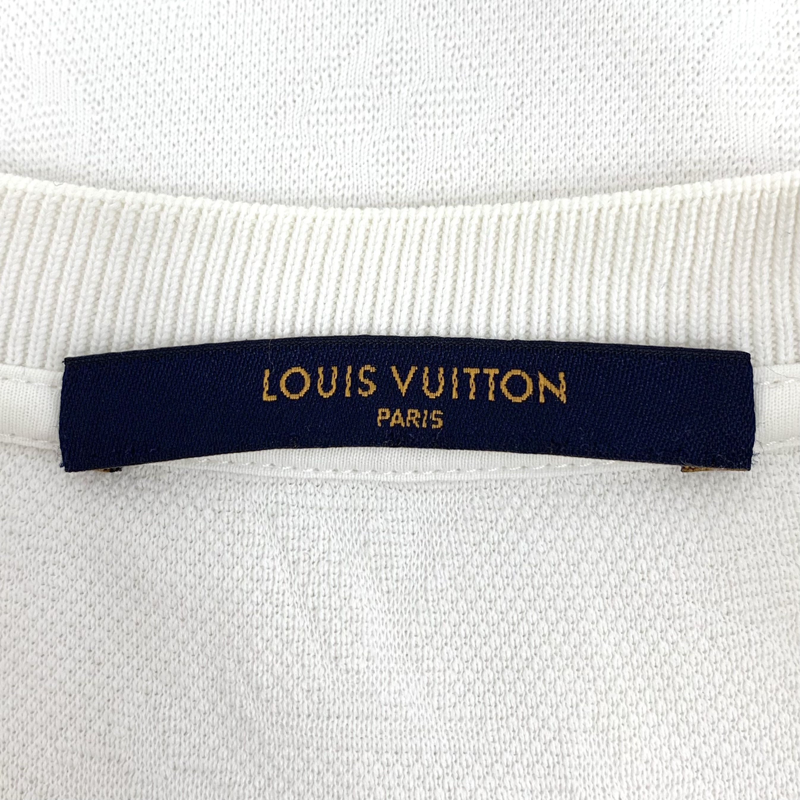 Louis Vuitton Louis Vuitton Monogram Embossed T-Shirt White (S) Size US S / EU 44-46 / 1 - 6 Thumbnail