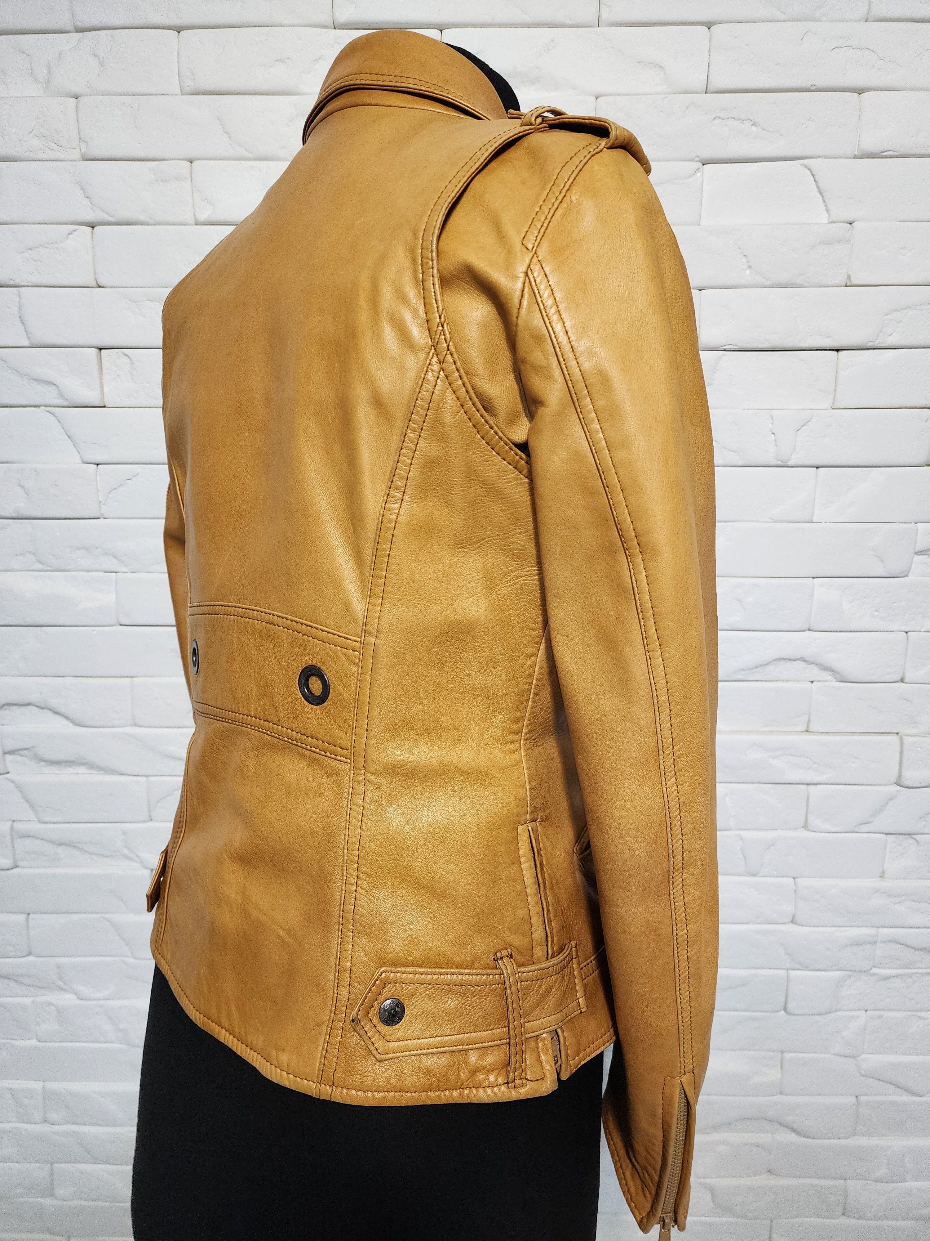 Designer Women's Brown Leather Sports Jacket: Size S / US 4 / IT 40 - 5 Thumbnail