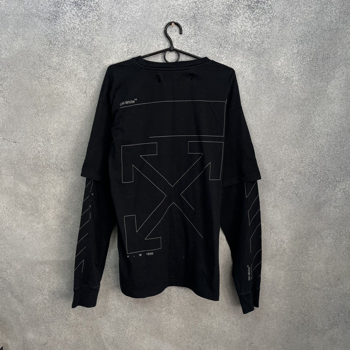 Off-White Off White Long Sleeve Big Logo Black Size US S / EU 44-46 / 1 - 9 Thumbnail