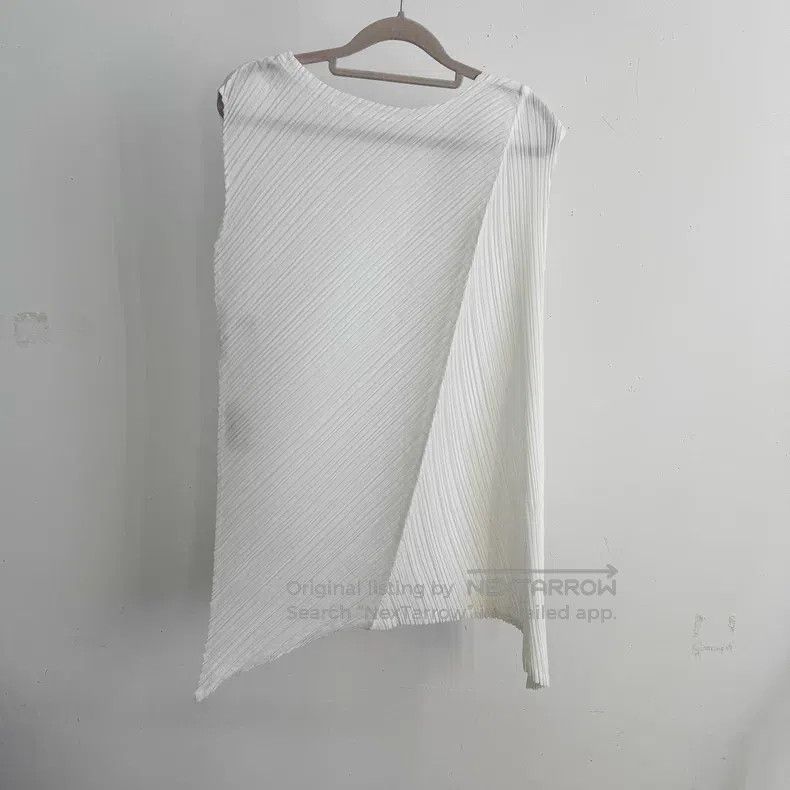 Issey Miyake Issey Miyake White Tank Top Size L / US 10 / IT 46 - 2 Thumbnail