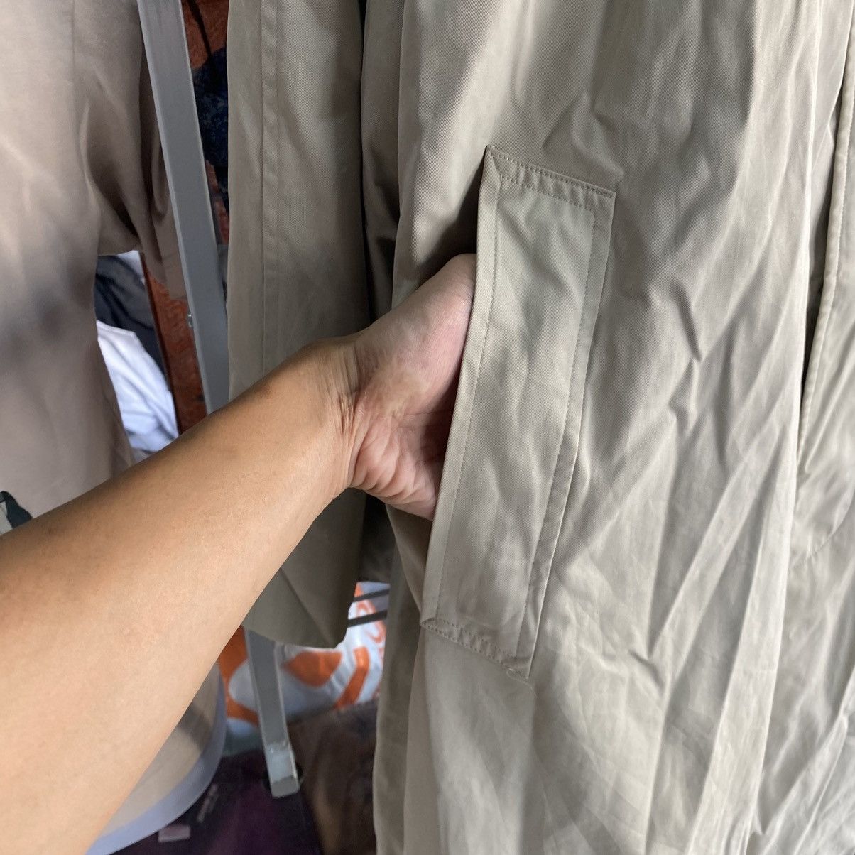Burberry Vintage Burberrys Single Breasted Trench Coat Beige chekered Size US L / EU 52-54 / 3 - 7 Thumbnail