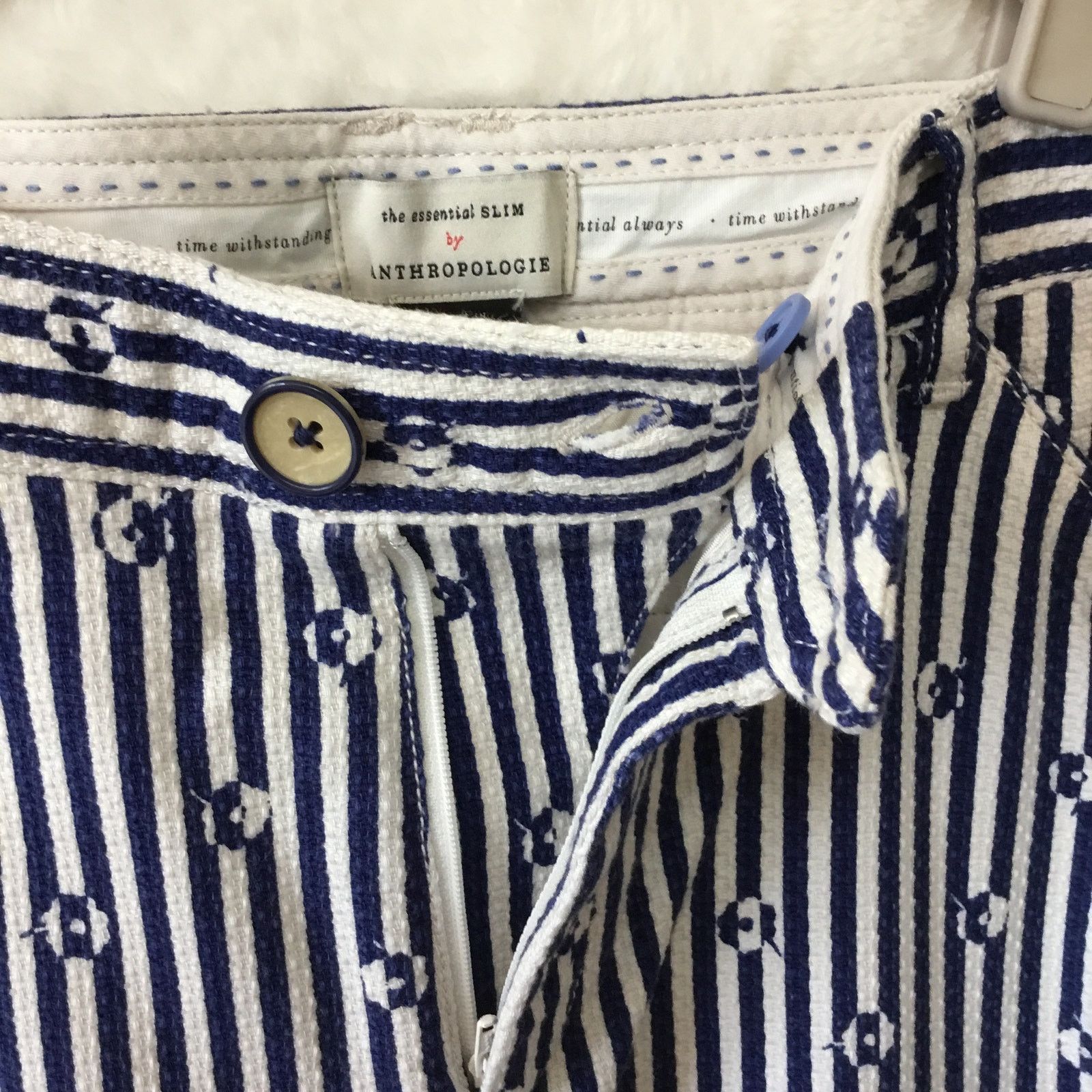 Anthropologie Anthropologie Blue & White Slim Trousers with Embroidery Size 27" / US 4 / IT 40 - 5 Thumbnail