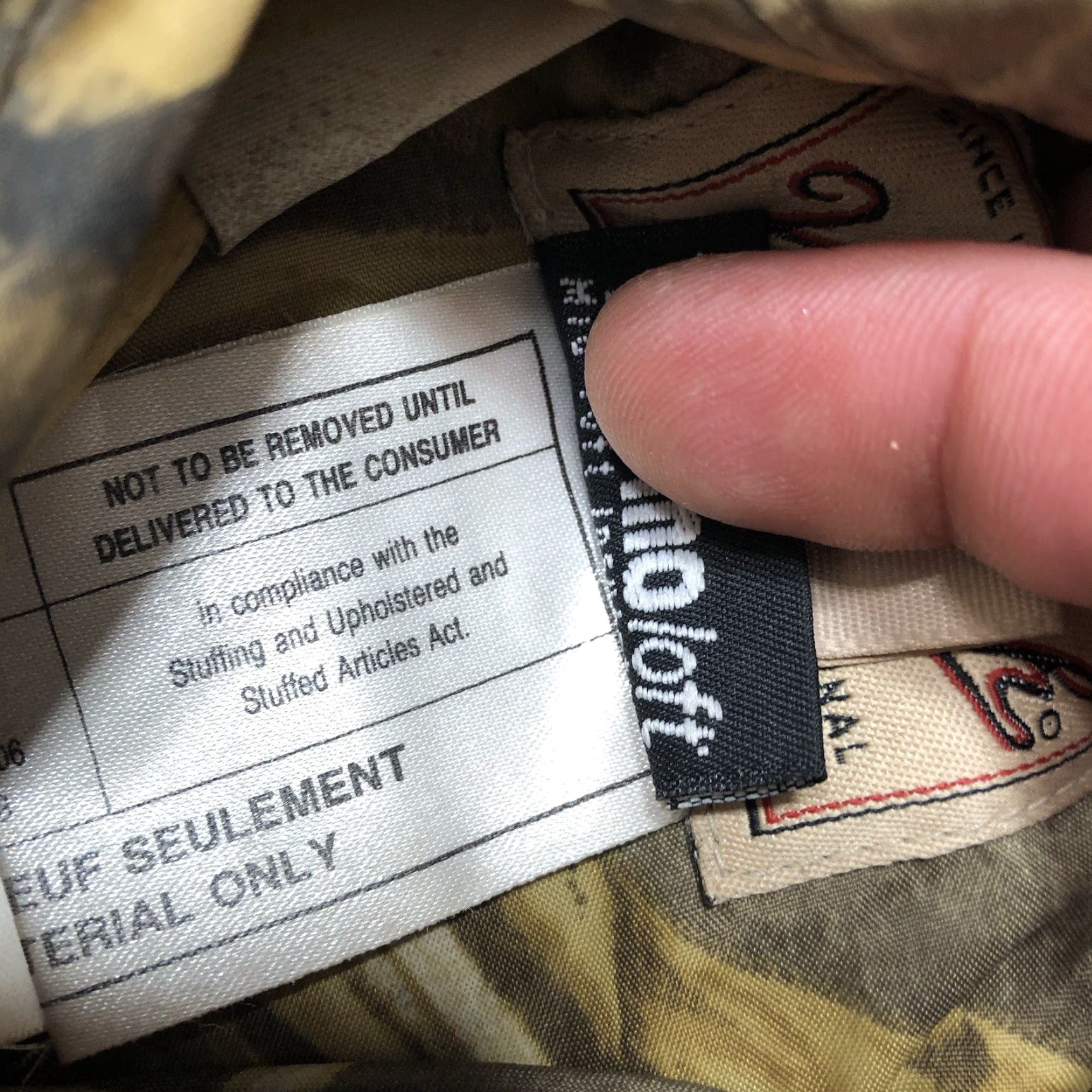 Vintage VINTAGE Woolrich Jacket Mens Large Camouflage Nylon Hooded Bomber Coat with Stand-Up Collar, 90s Grunge Outdoor Hunting Size US L / EU 52-54 / 3 - 7 Thumbnail