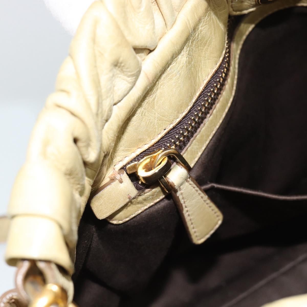 Miu Miu Borsa a mano Miu Miu Matelassé in pelle 2 vie beige oro Size ONE SIZE - 25 Thumbnail
